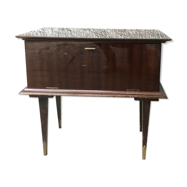 Table de chevet