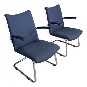 Pair of 2 Cantilever armchairs by Toon de Wit