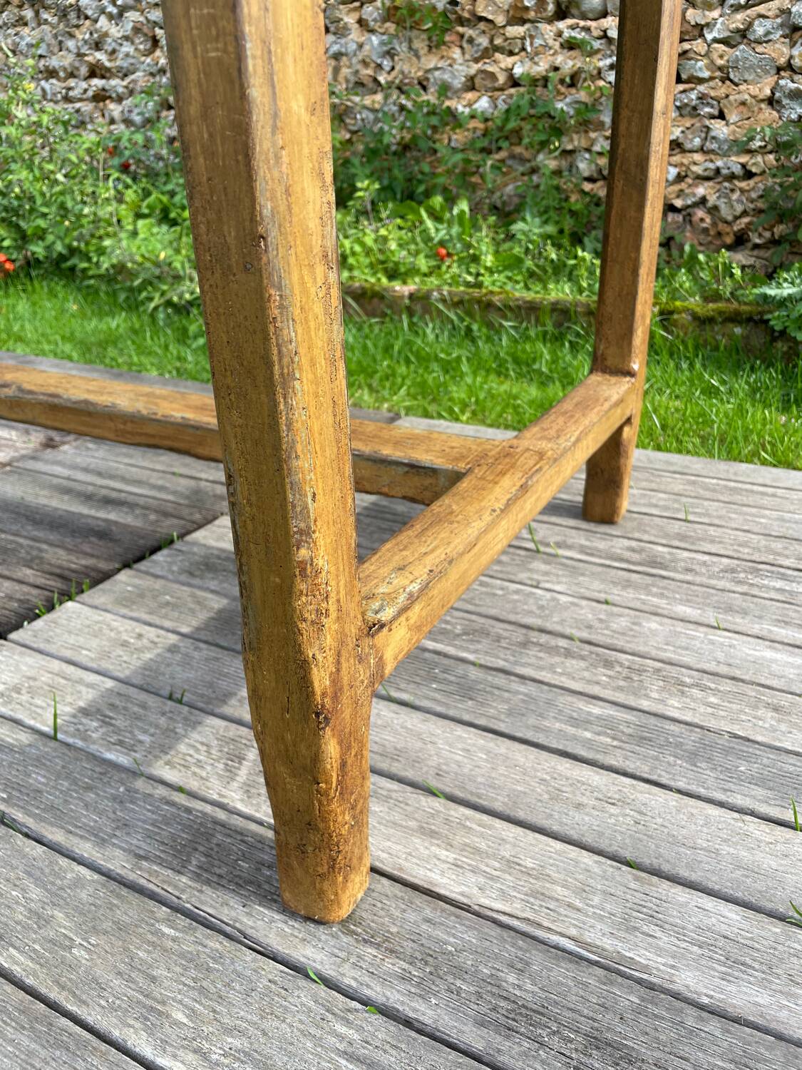 Old farmhouse table for 4-6 people