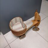 Vintage carrier trotter