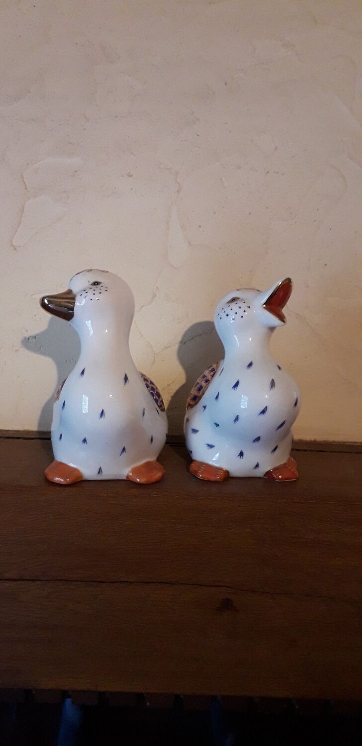 Couple of fine porcelain ducks