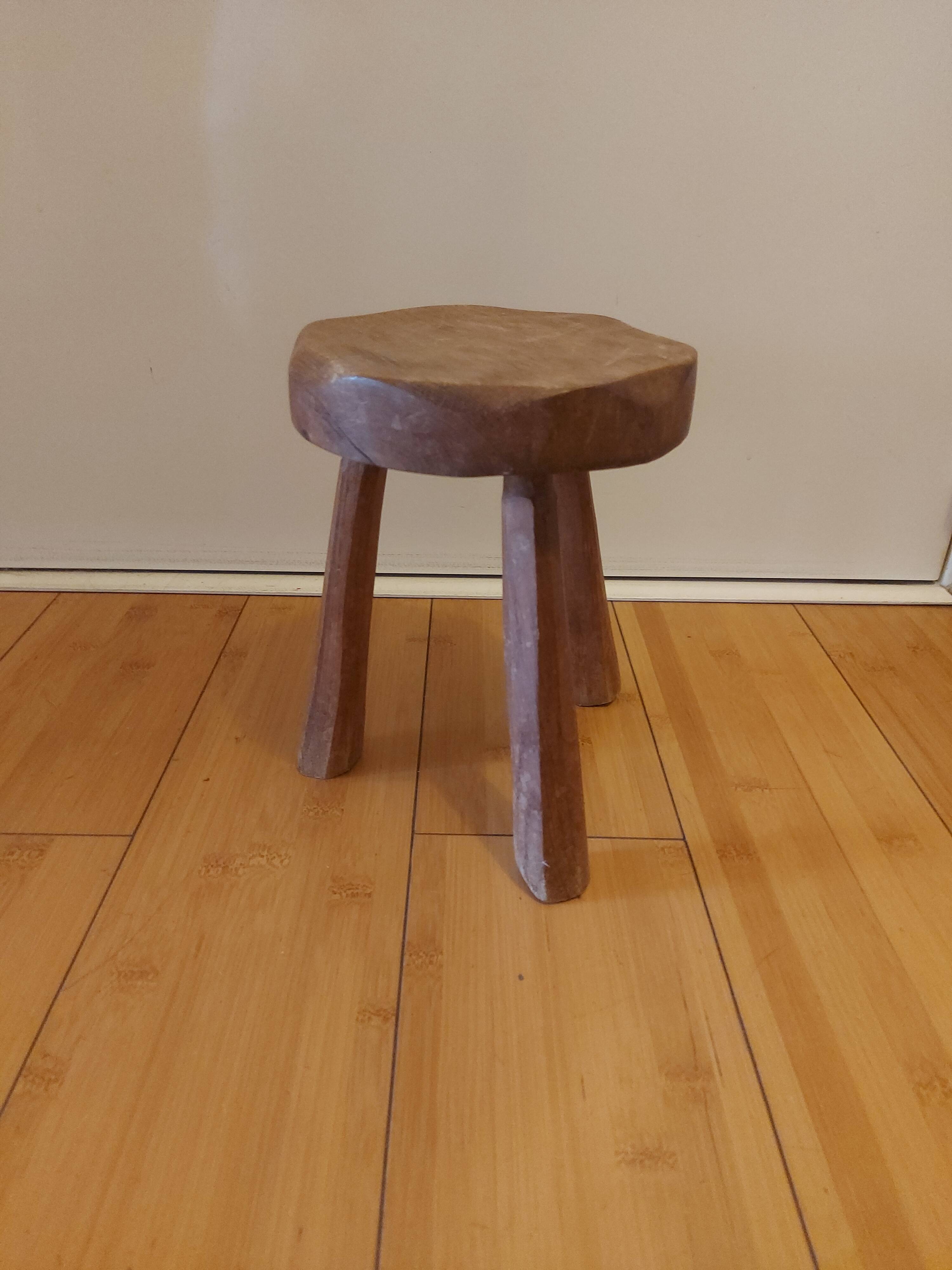 Tabouret tripode de vacher pour enfant