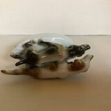 Chiens en porcelaine