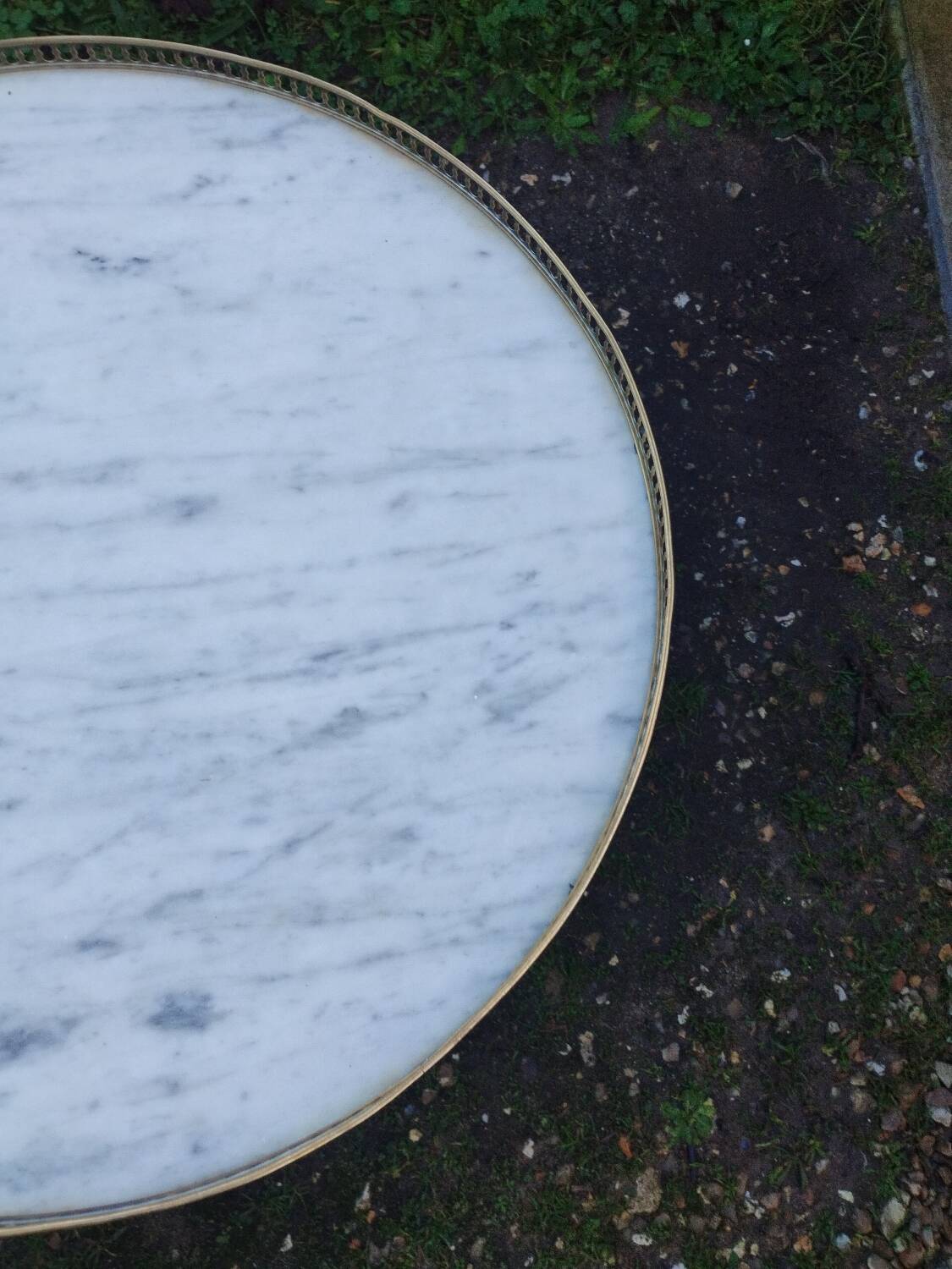 Bouillotte coffee table with antique marble top, Louis XVI style