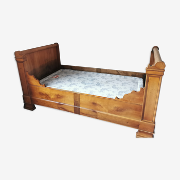 Louis Philippe corner bed
