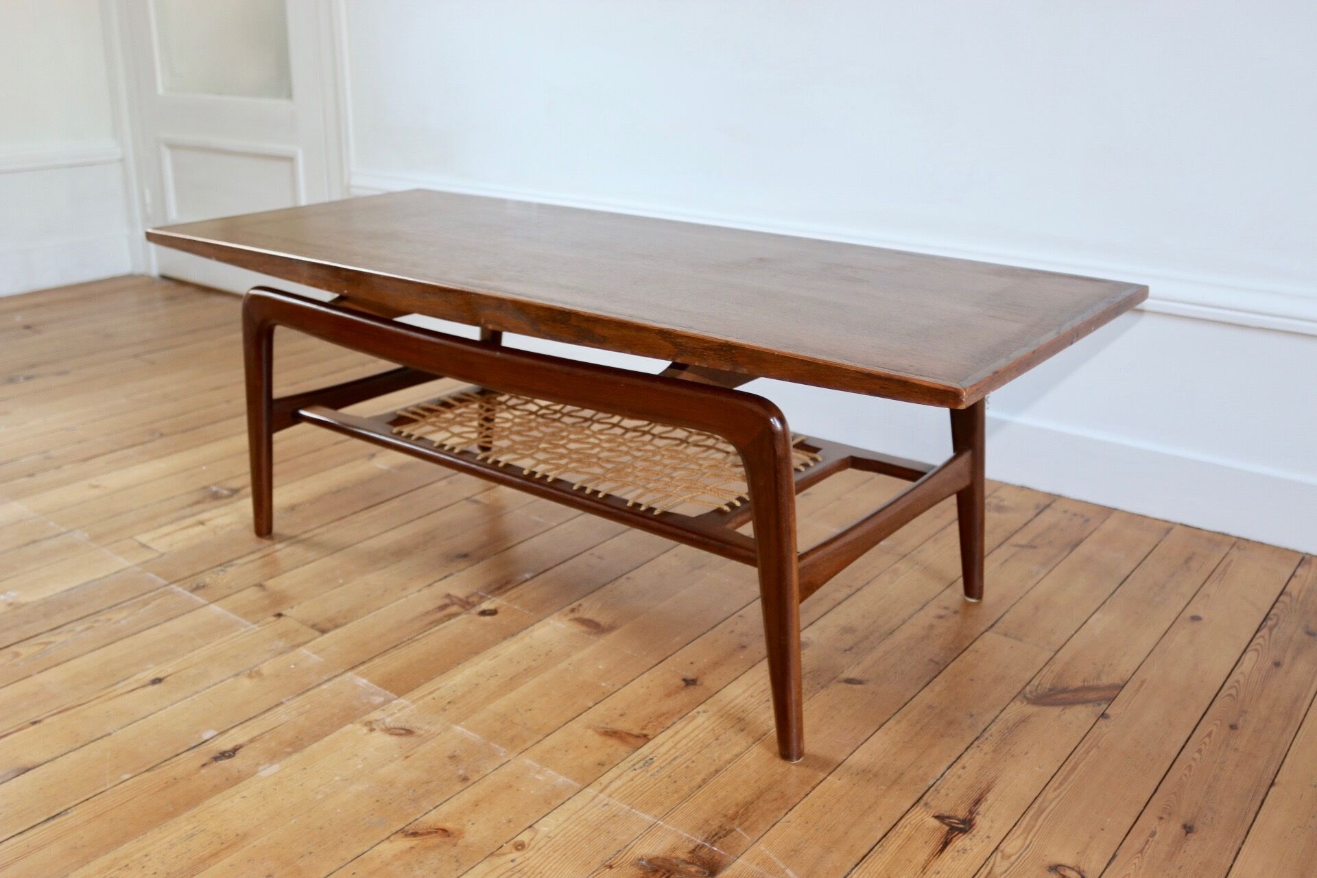 Table Scandinavian low 60s