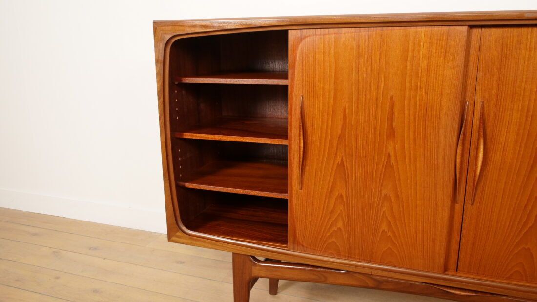 Vintage highboard | Johannes Andersen | Danish design | Teak