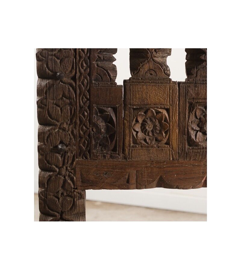 Console en bois massif sculptée