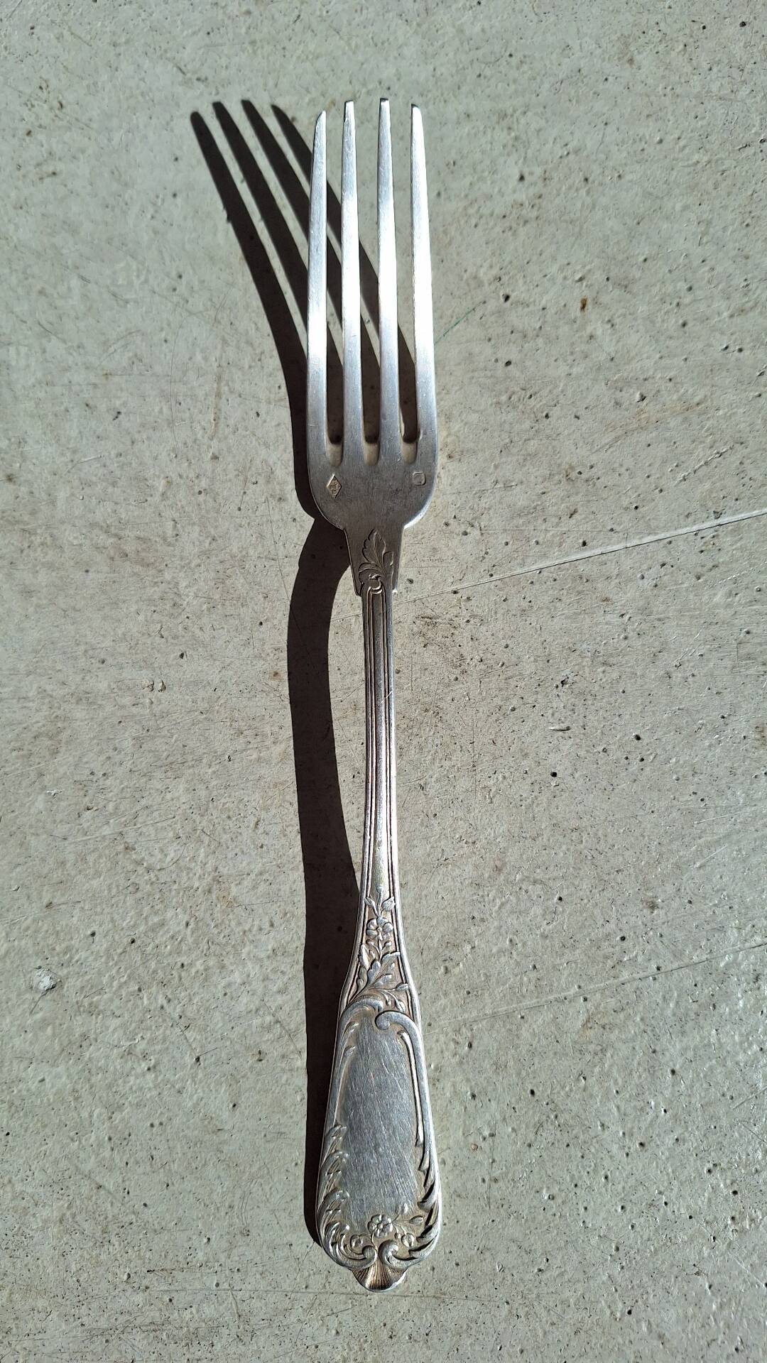 Fourchette de table en argent massif orfèvre Paul Devaux