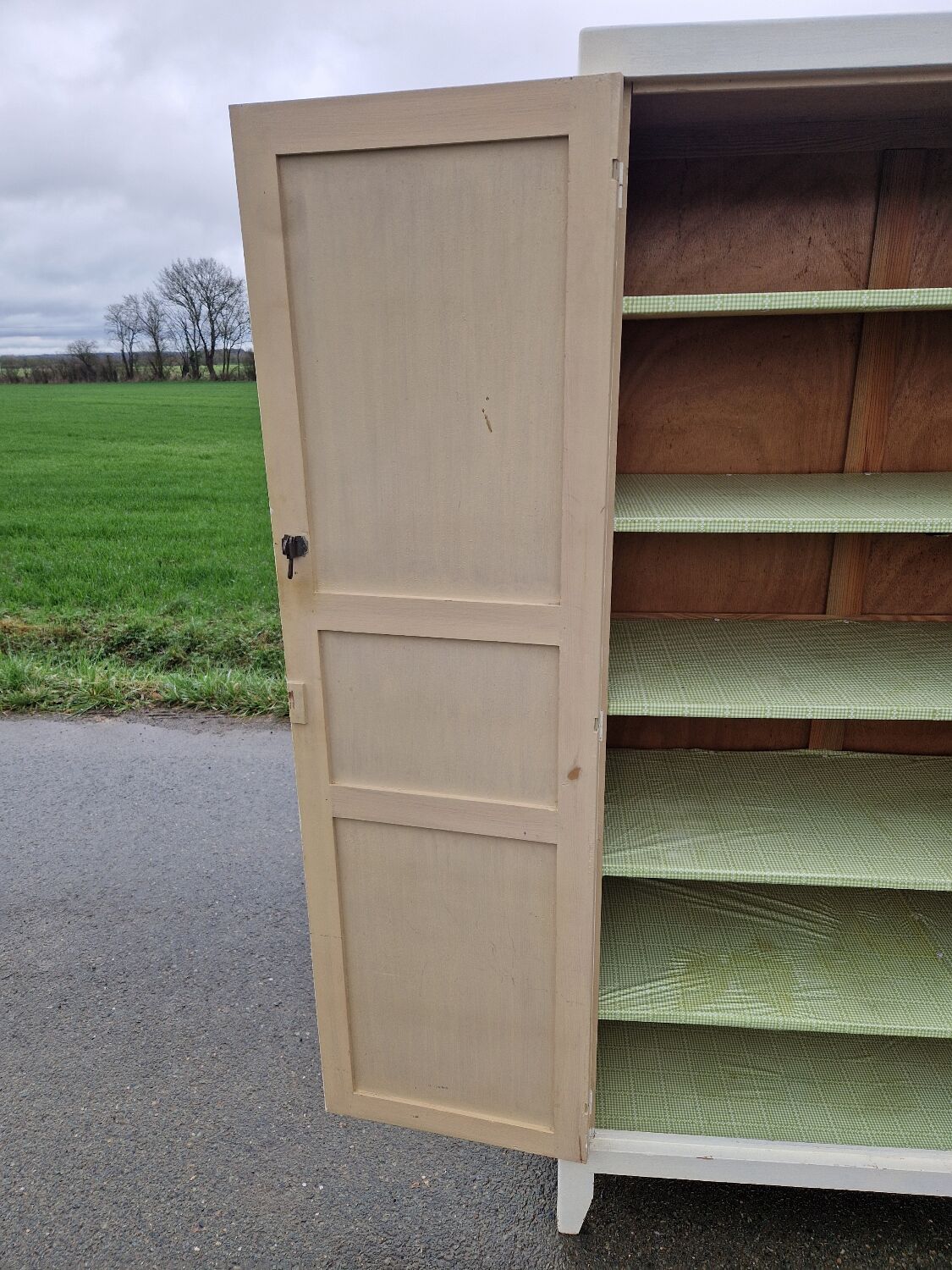 Vintage Parisian wardrobe