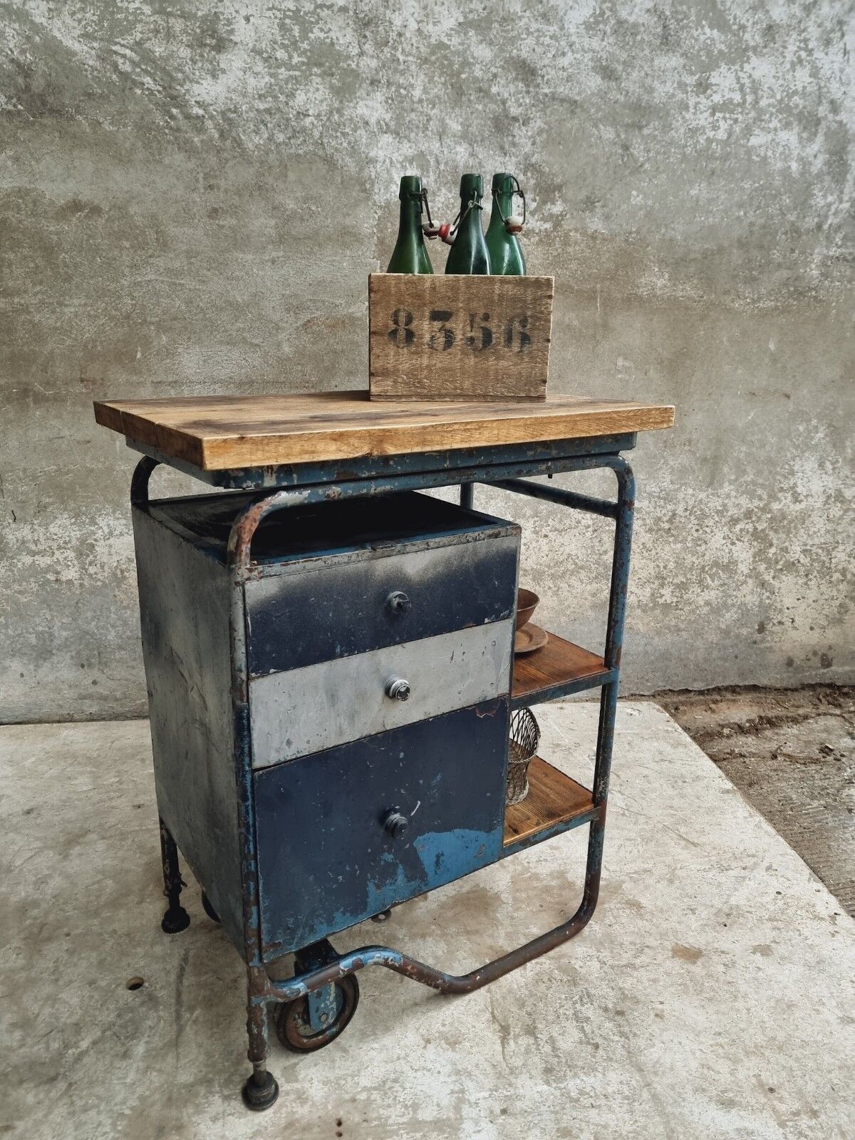 Industrial trolley workbench Citroen chest of drawers