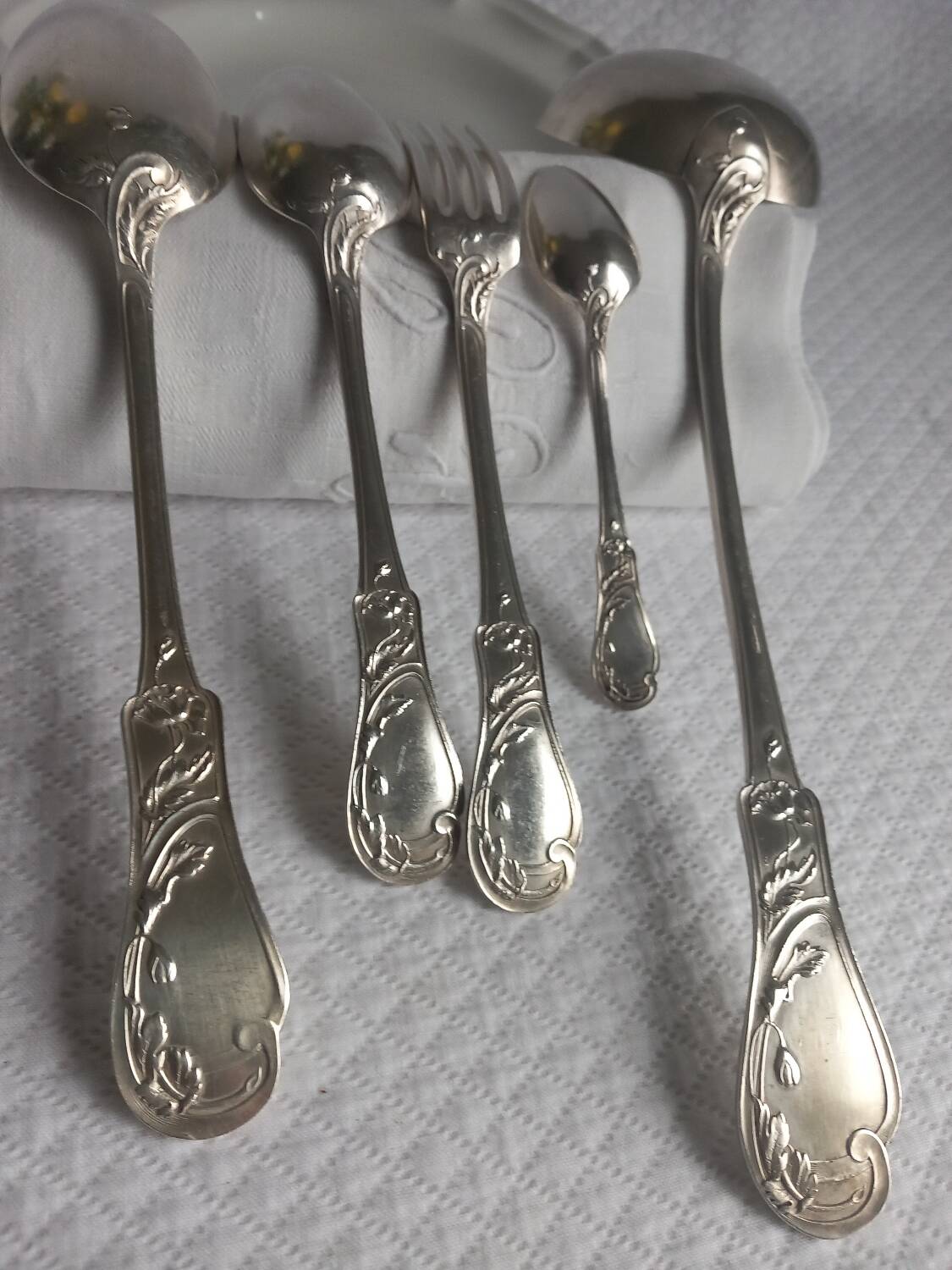 Art Nouveau cutlery set by Armand Frénais, late 19th century, silver-plated metal.