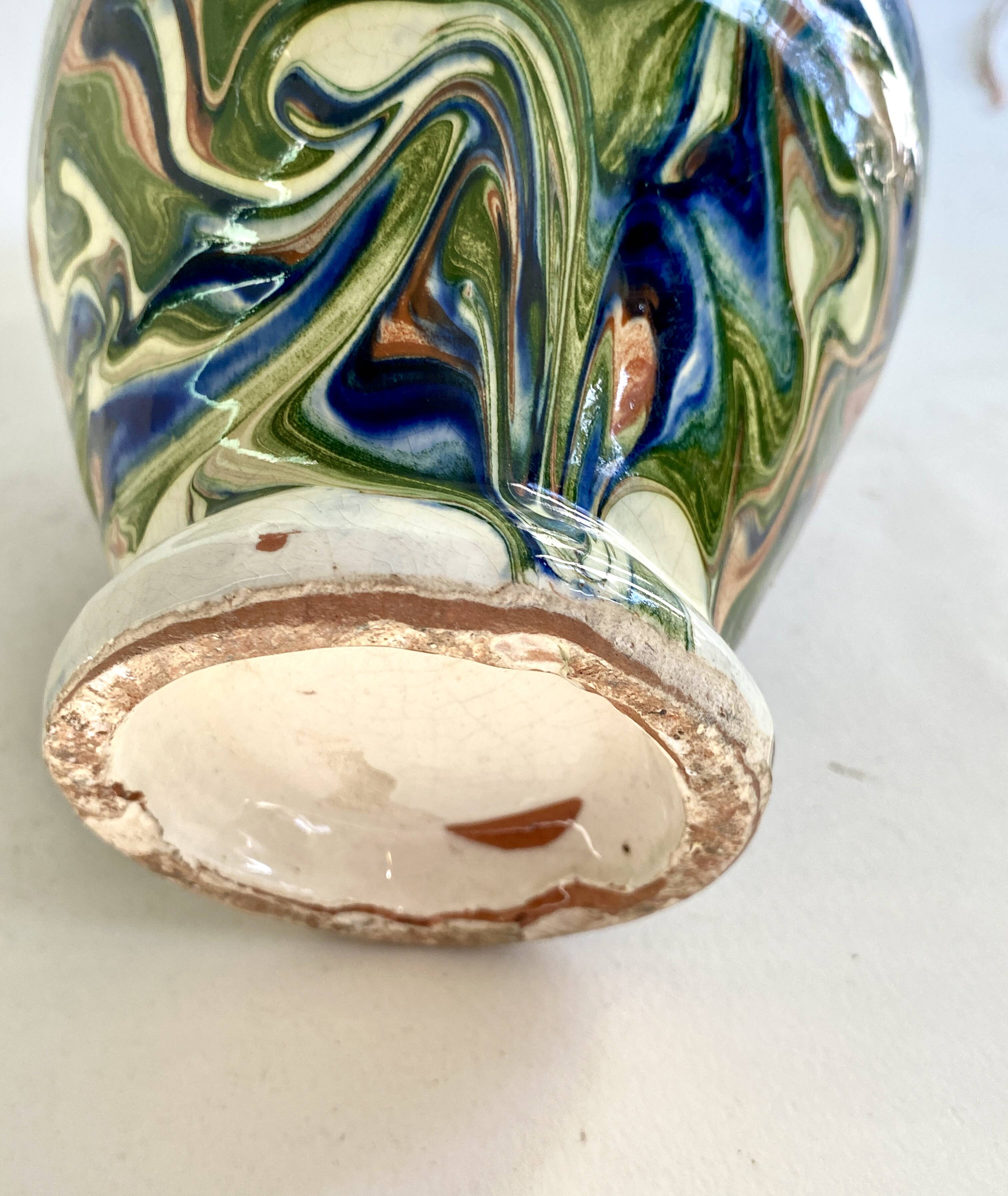Mixed earth ceramic vase