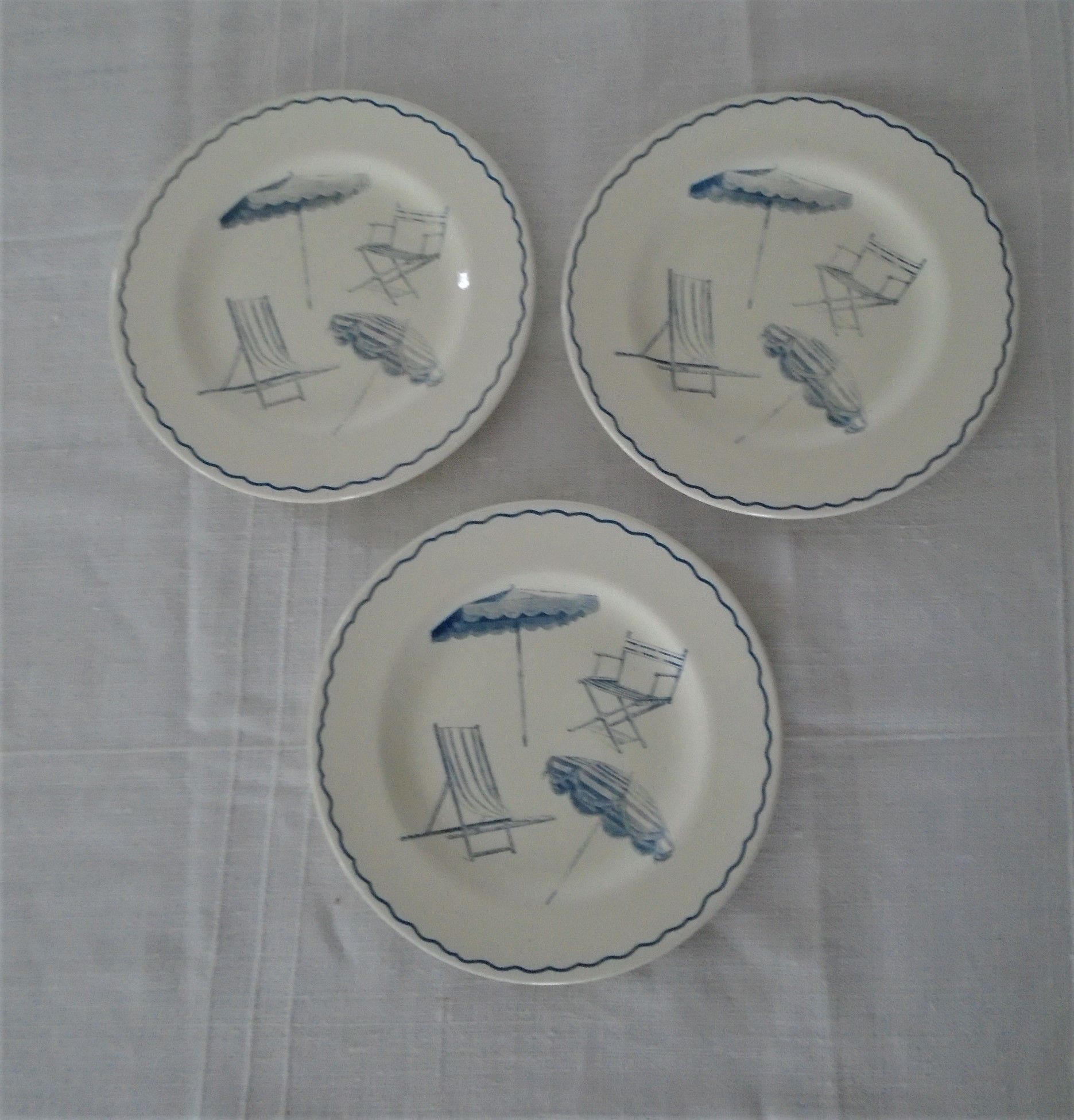 3 plates exclusive
