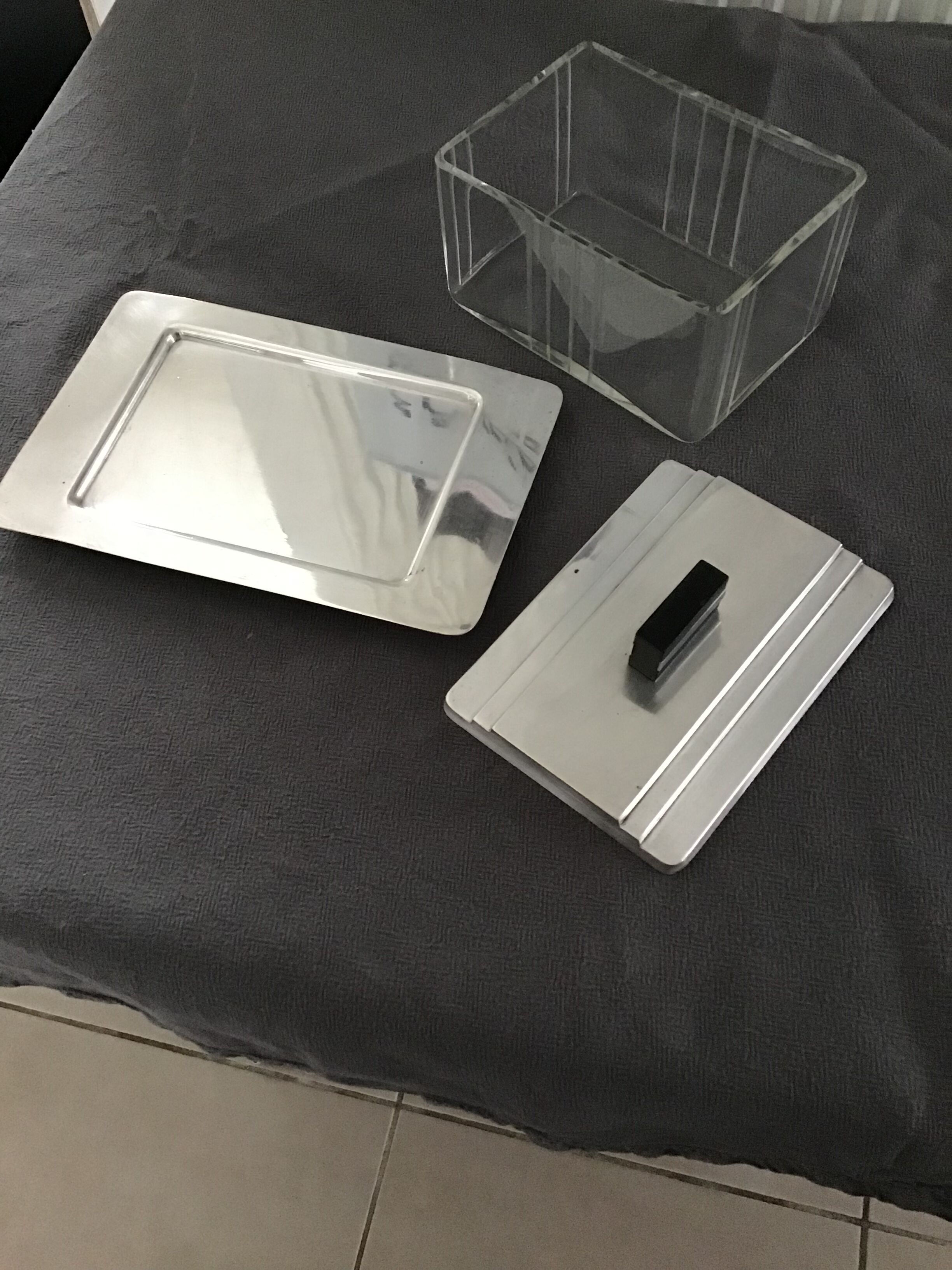 Silver art deco cookie or candy box