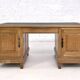 Bureau double face en chêne et cuir