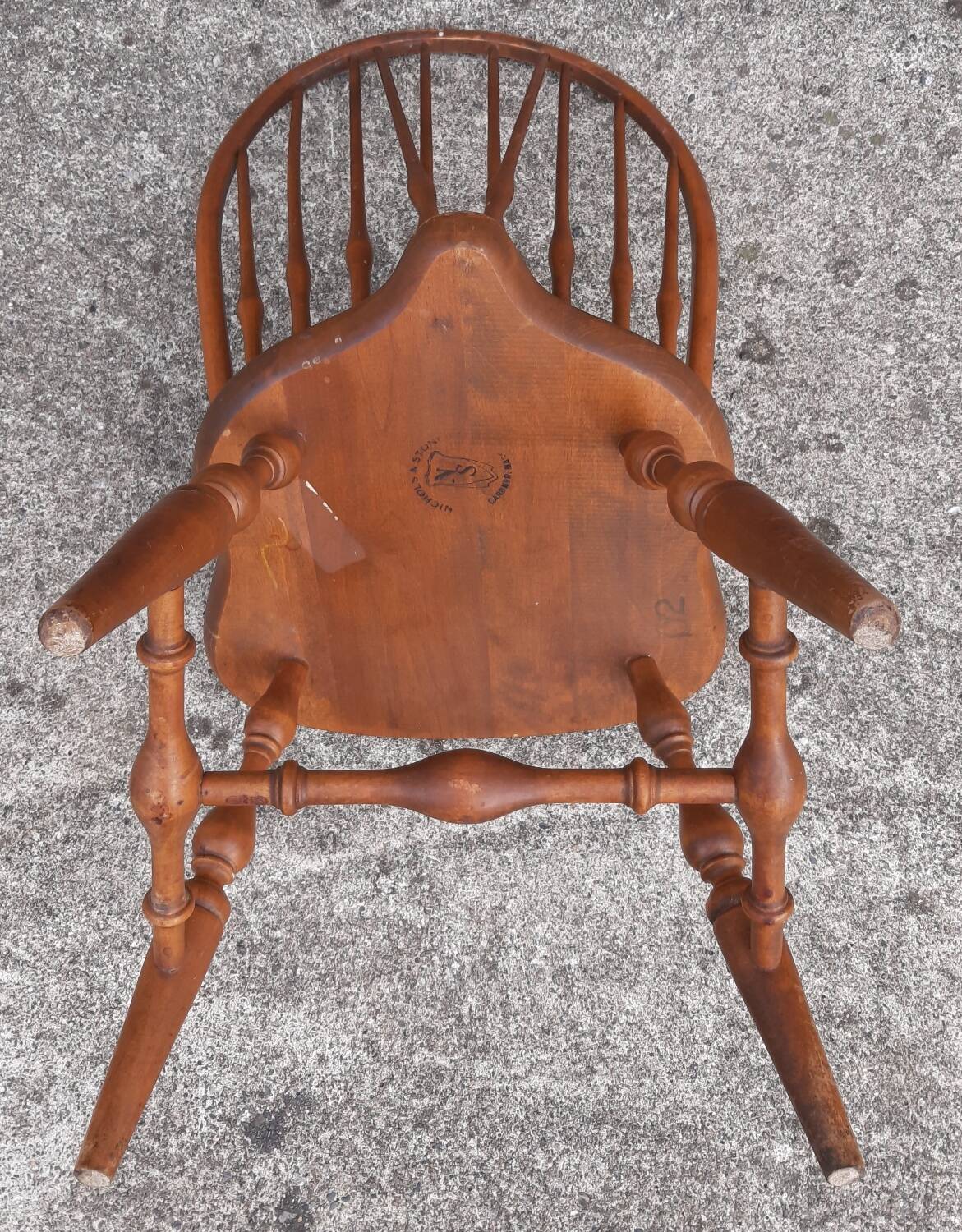 American Windsor chair, Nichols & Stone (Gardner, Massachusetts)