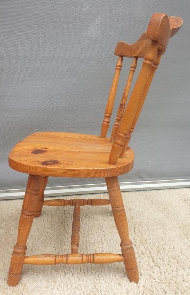 Trio Chairs Country Shaker