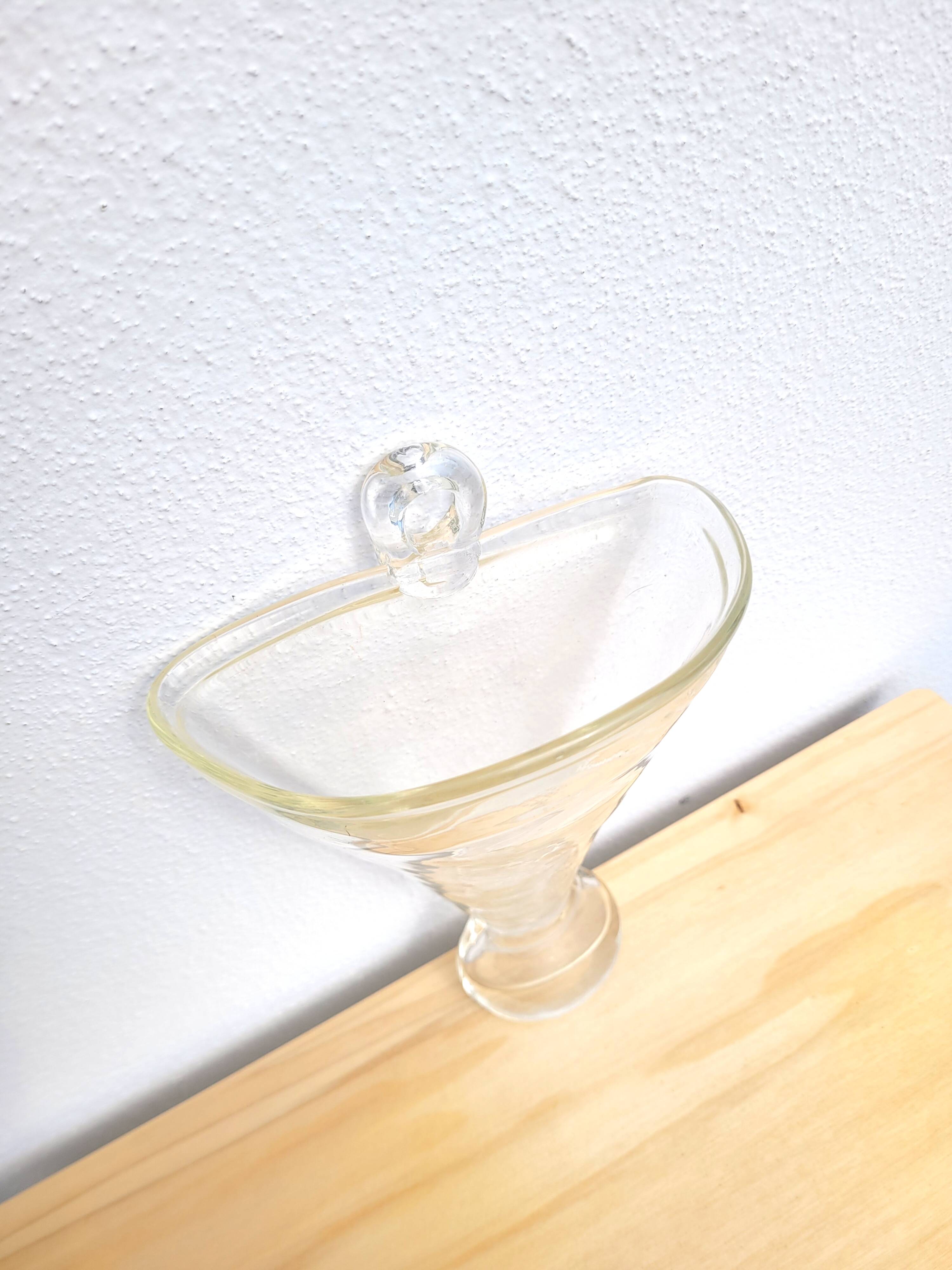 Blown glass wall-mounted bouquet holder vase