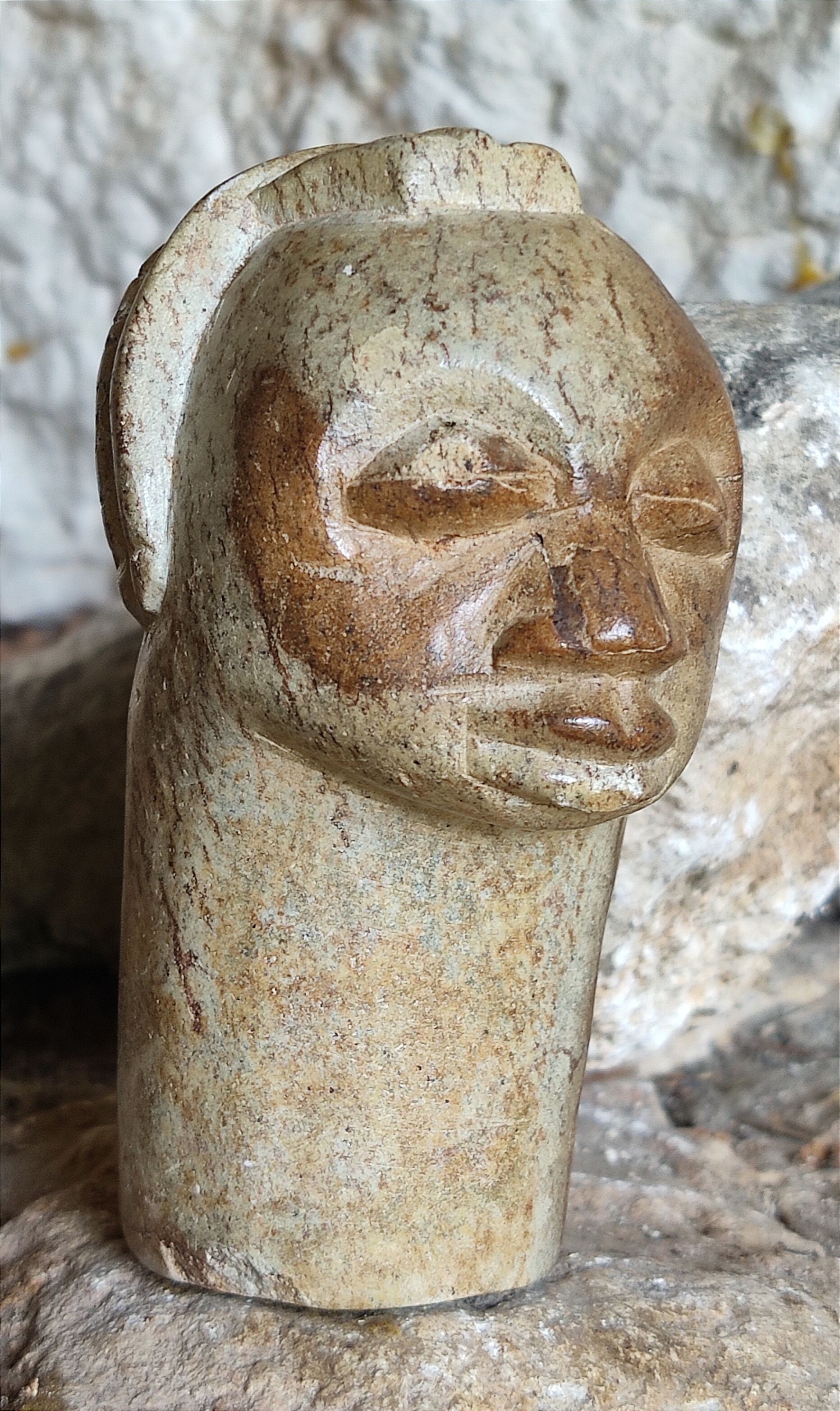 Stone sculpture - African head - Gabon