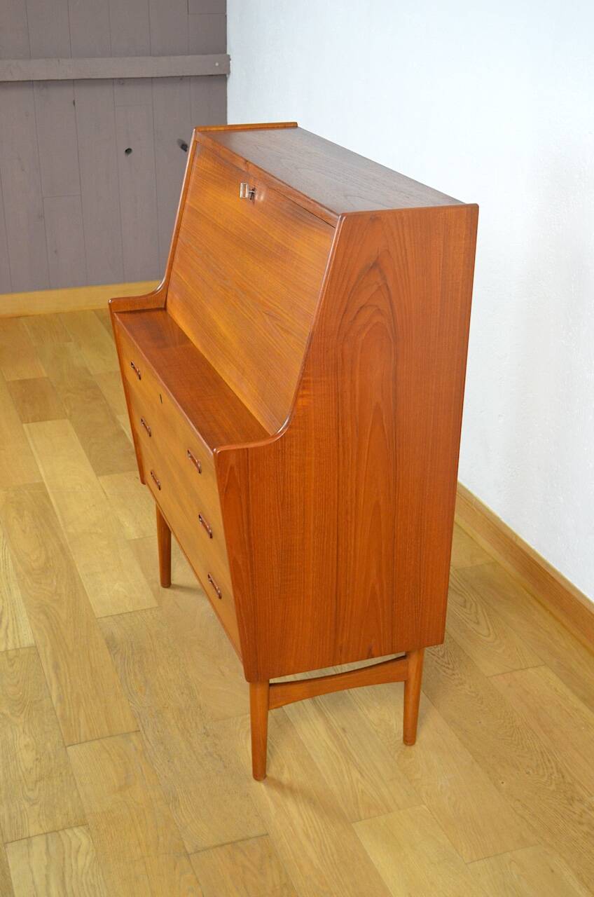 Danish Teak Secretary by Arne Wahl Iversen, Vinde Mobelfabrik Edition 1