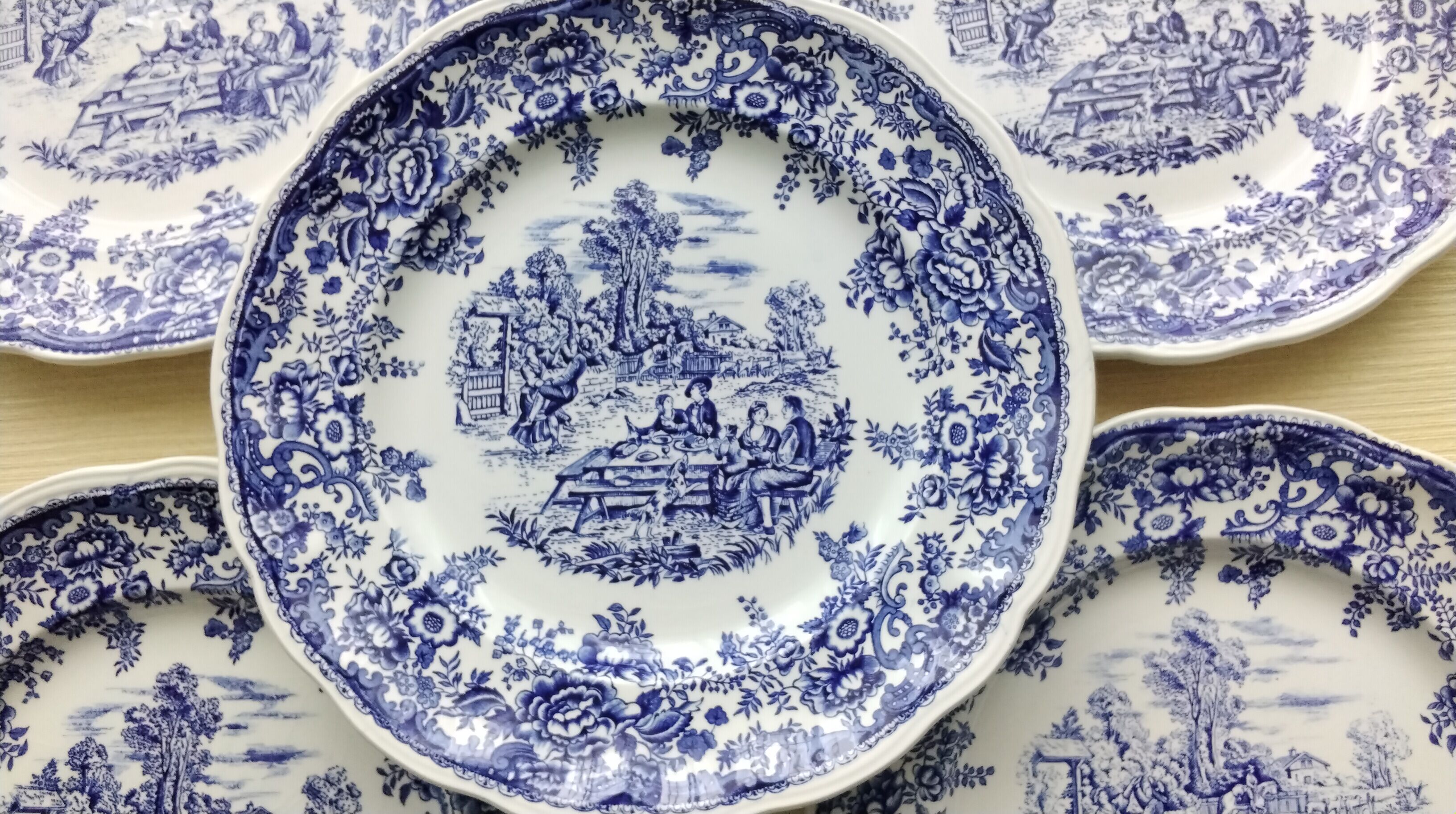 5 Lunéville Tradition Special Grand Feu flat plates