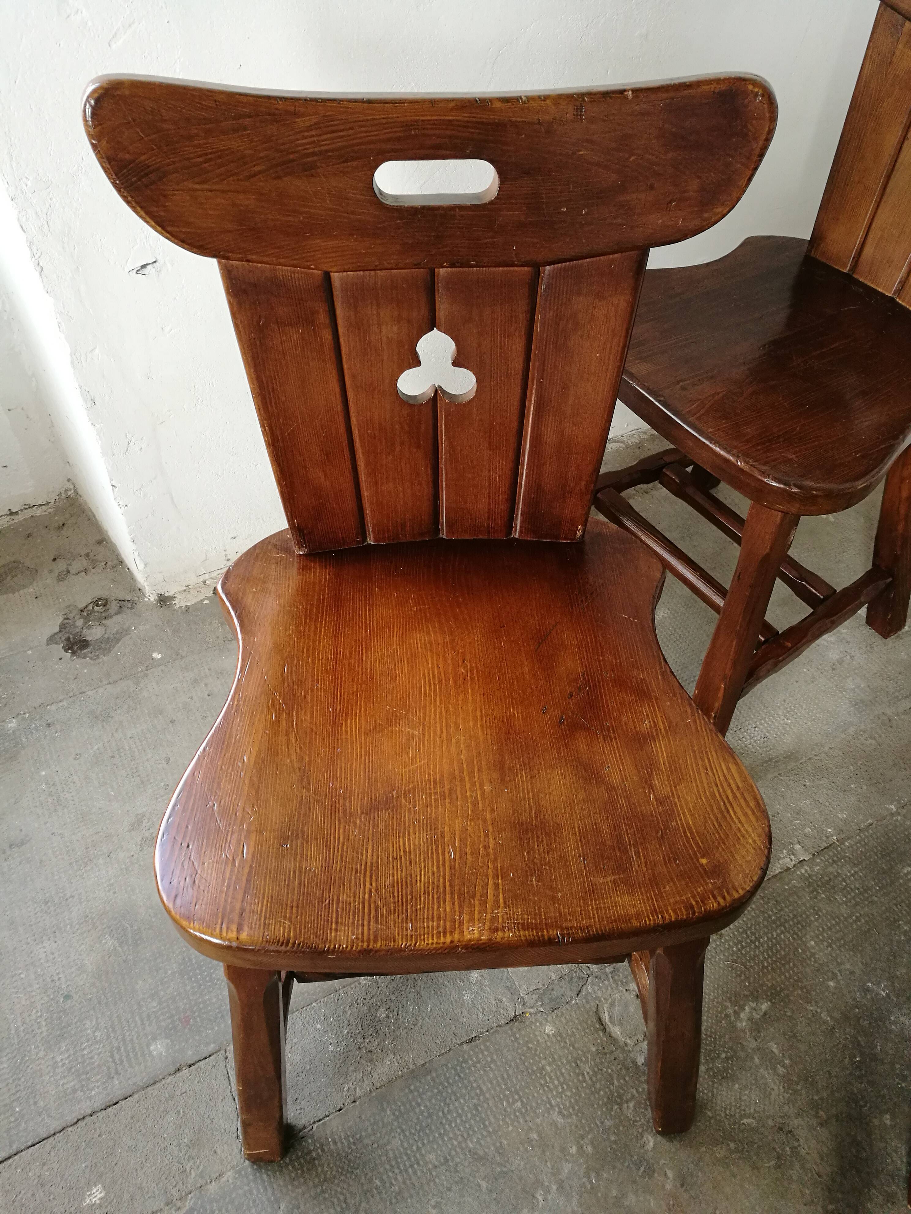 Mountain-spirit pine chairs, farmhouse