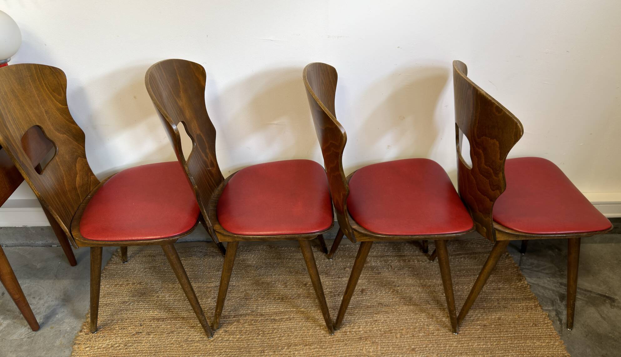 Suite de 4 chaises Baumann modèle “Gentiane” – années 60/70