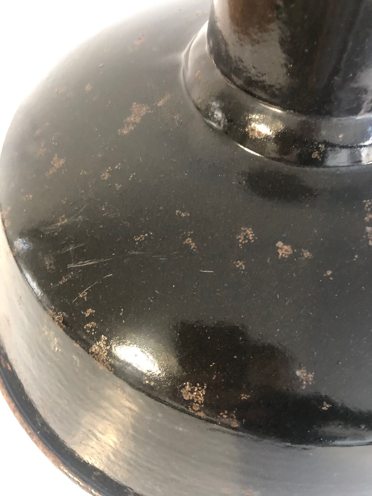 Set of 2 black enamelled bowls