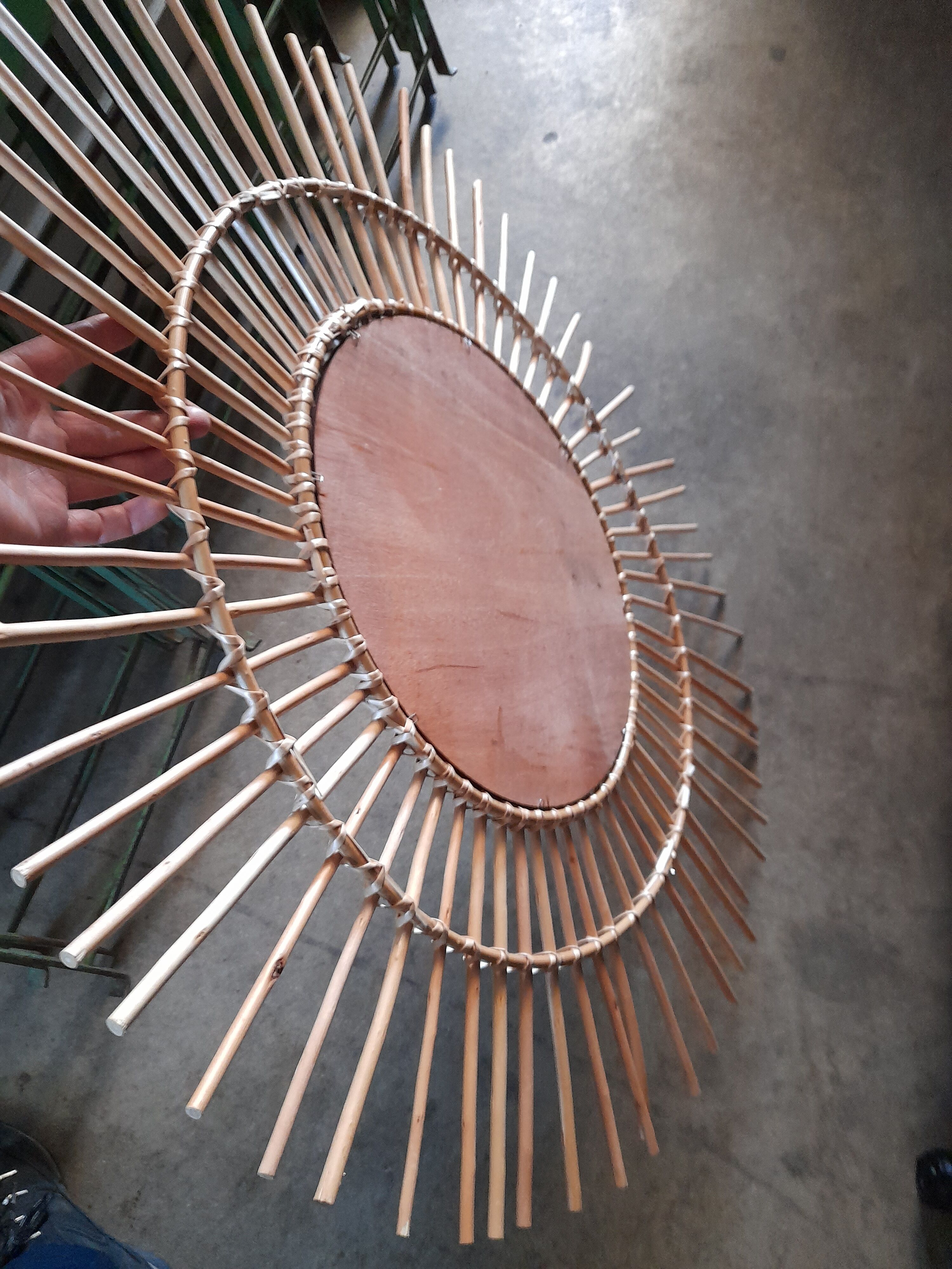 Miroir en rotin vintage -91cm