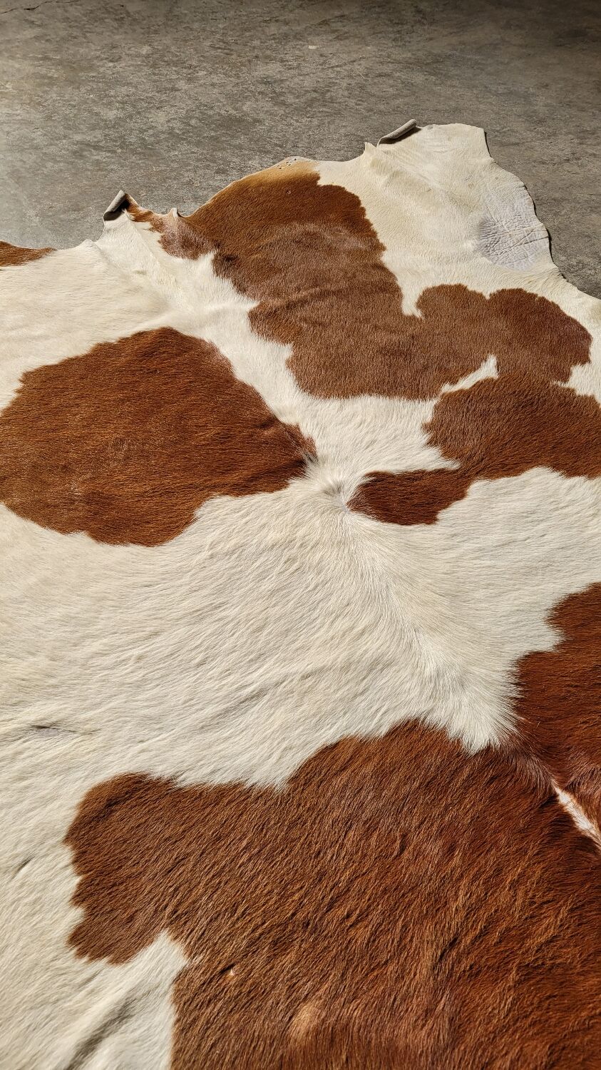 Vintage cowhide rug 1970
