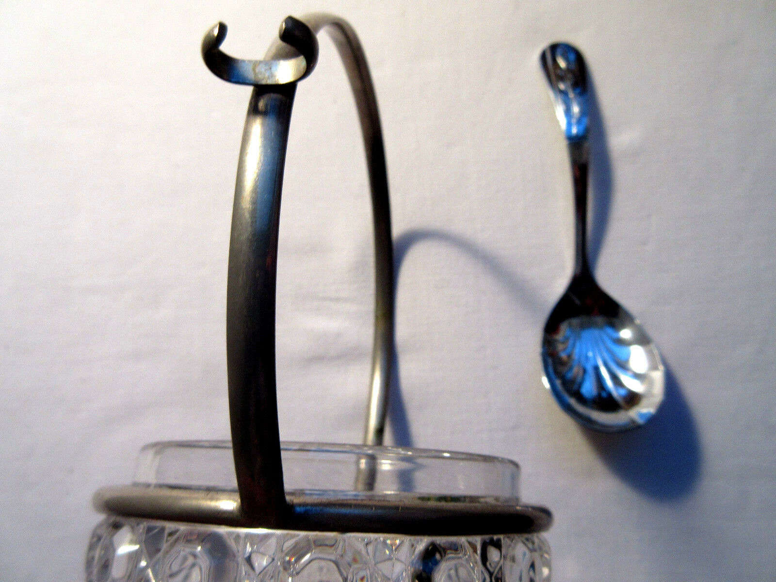 Baccarat jam jar, Pierreries model - metal spoon