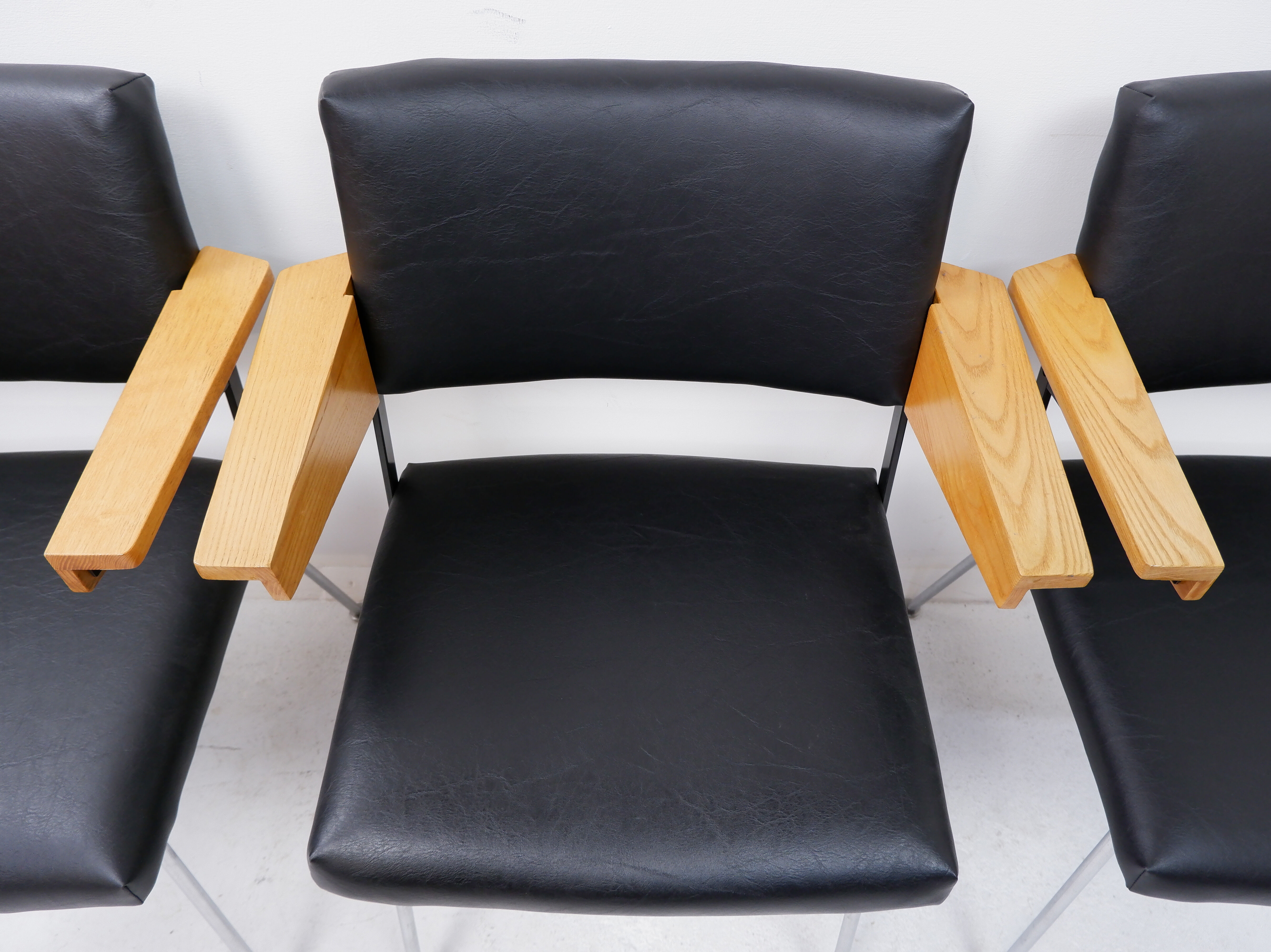Ensemble de 4 fauteuils par A. Cordemeyer pour Gispen, années 1960