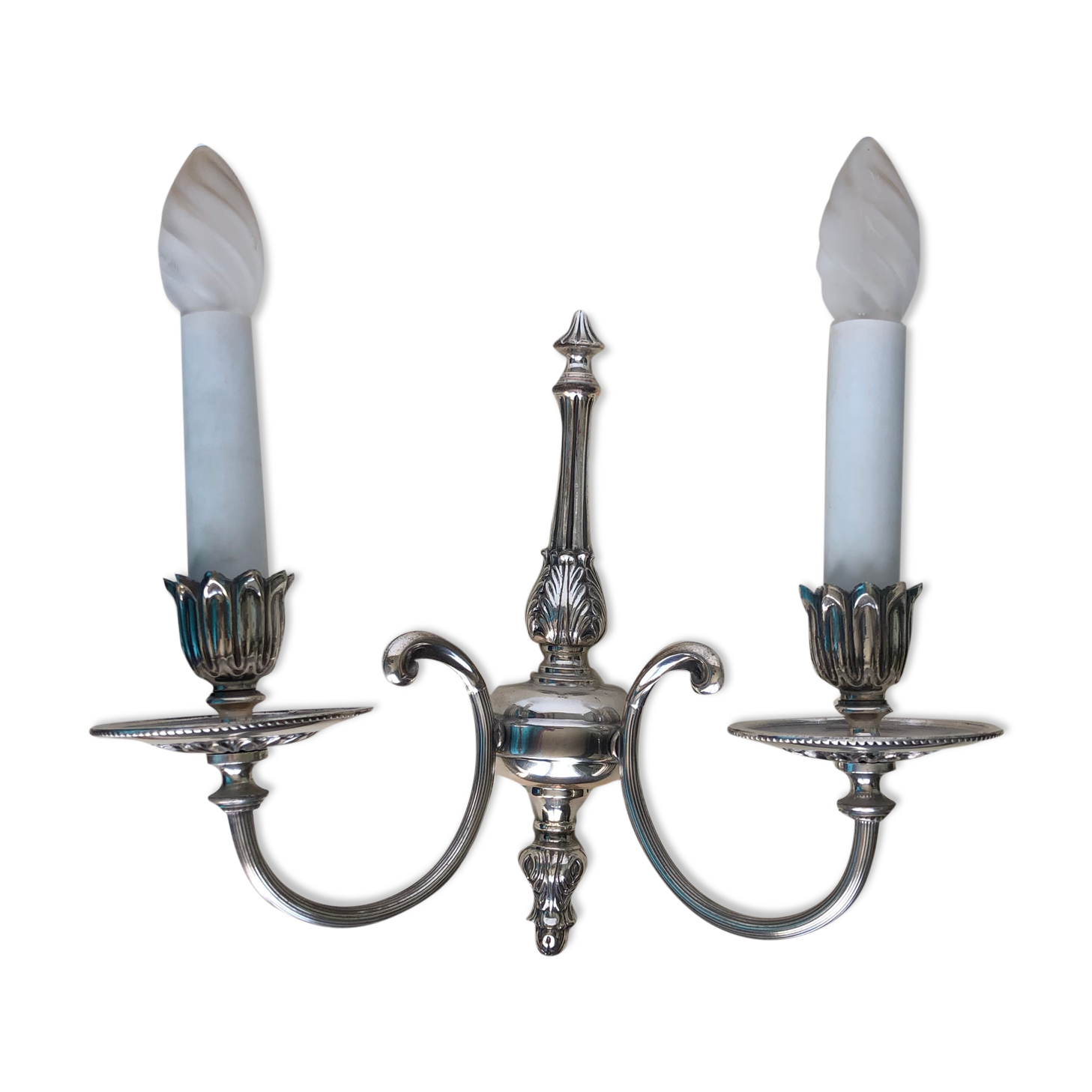 Two-light wall sconce