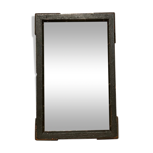 Ancien miroir en bois et angle