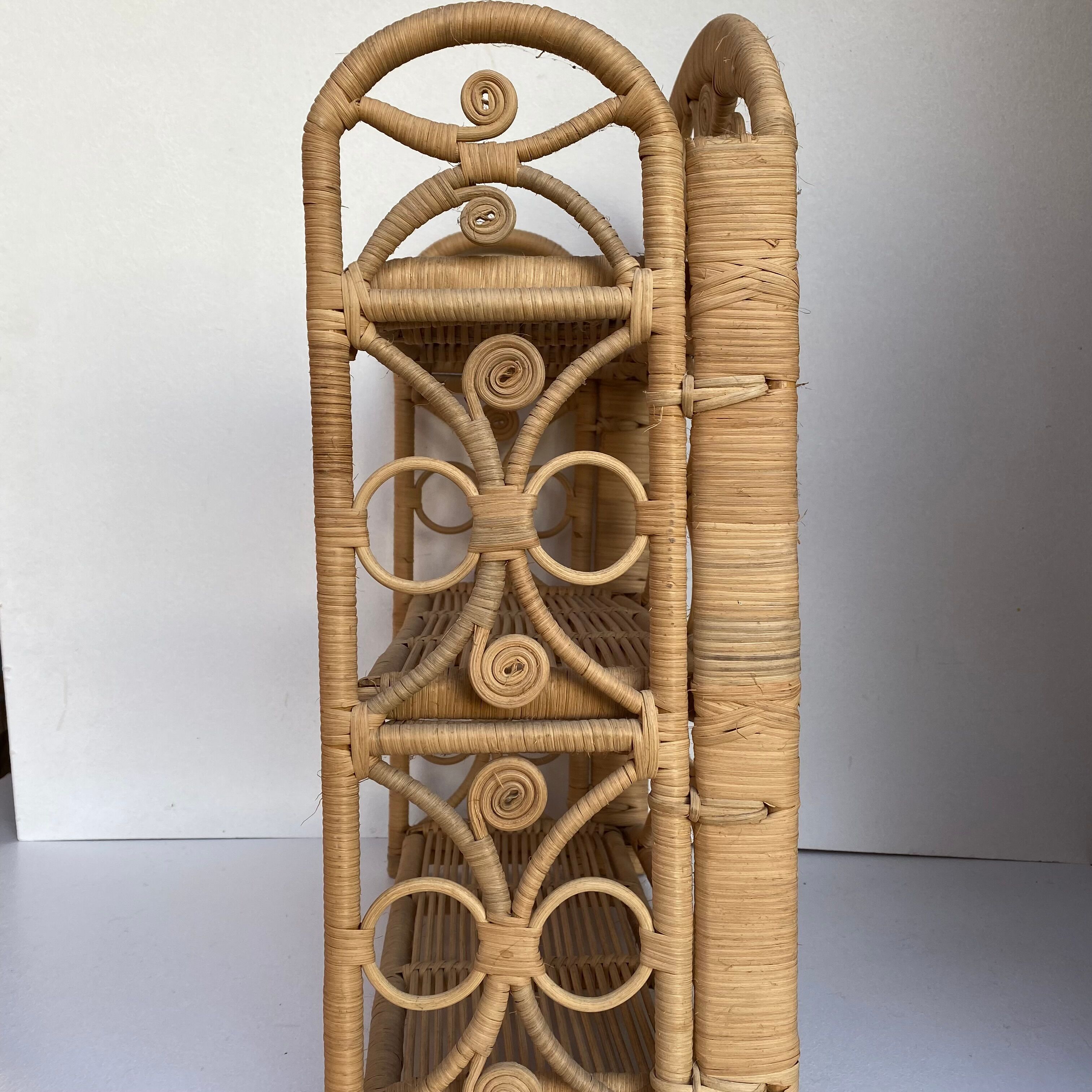 Vintage rattan floor peacock