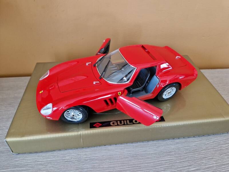 Guiloy G.Gold edition - Ferrari GTO (1964) red - Scale 1/18 - Reference 67525