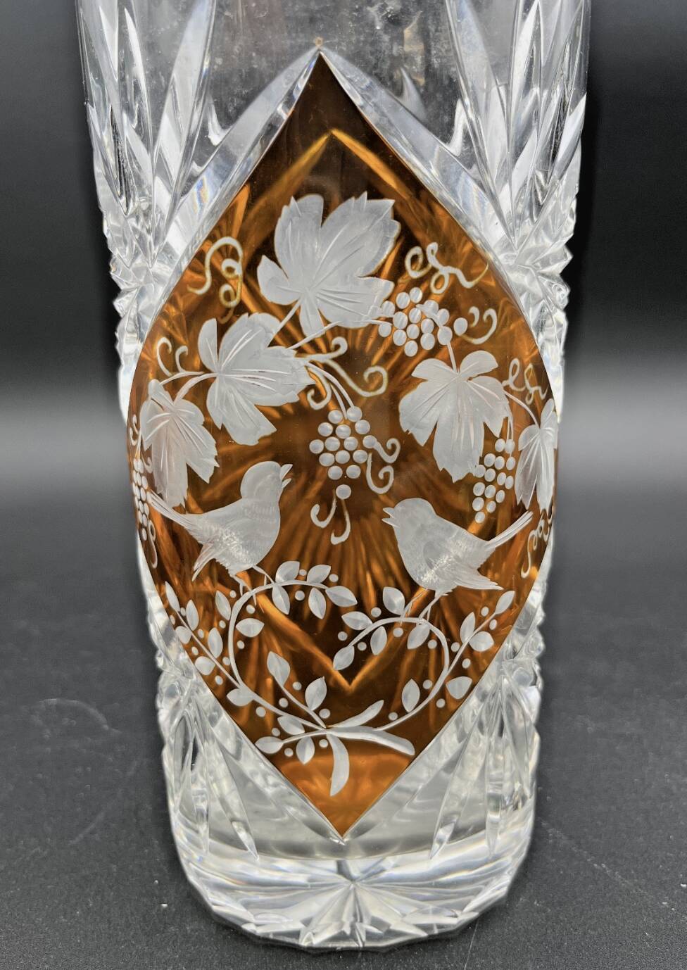 Orange crystal vase – Vine & sparrow design