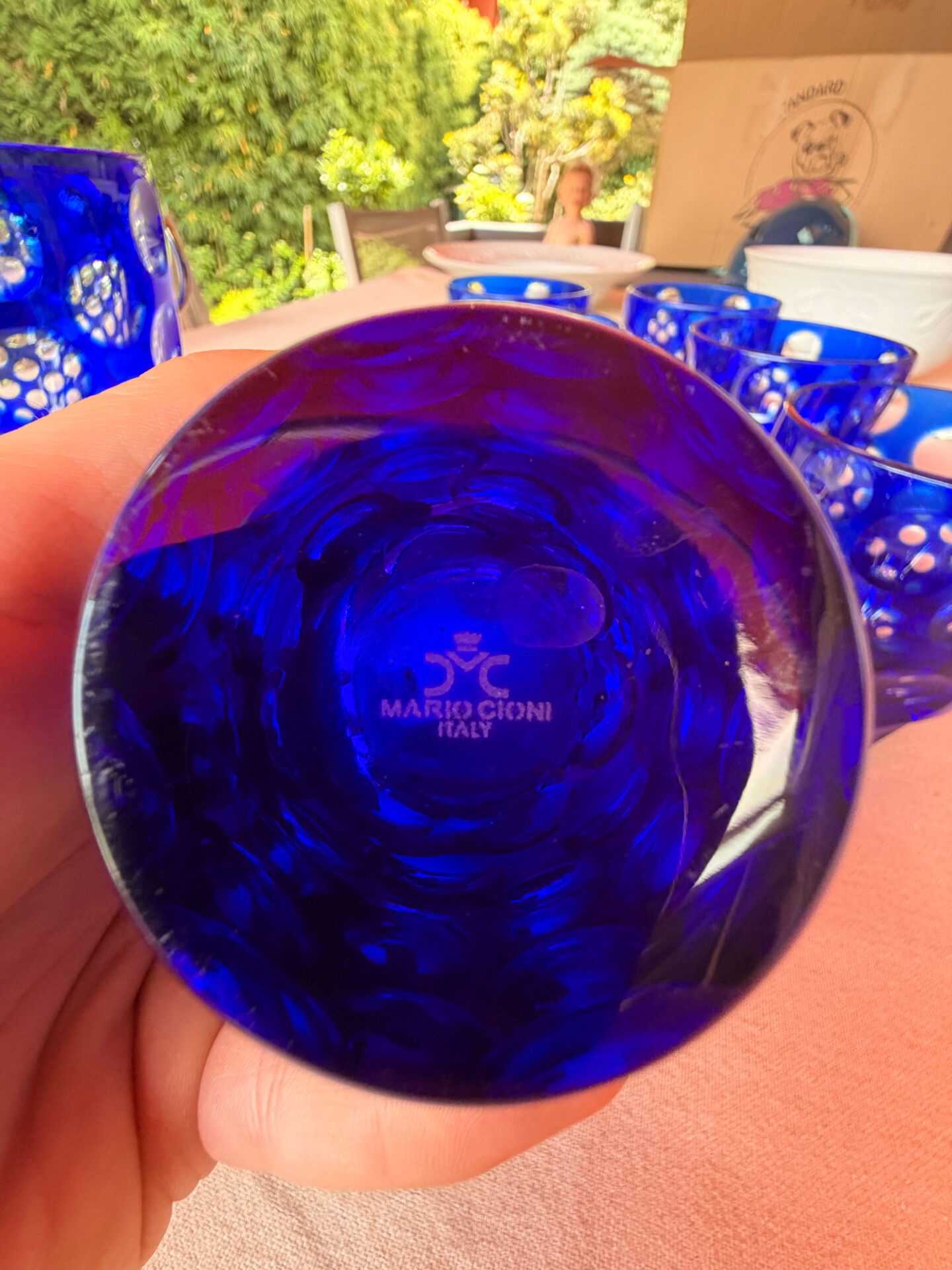 Verre cristal bleu