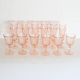 Set of 12 champagne flutes and 6 large glasses