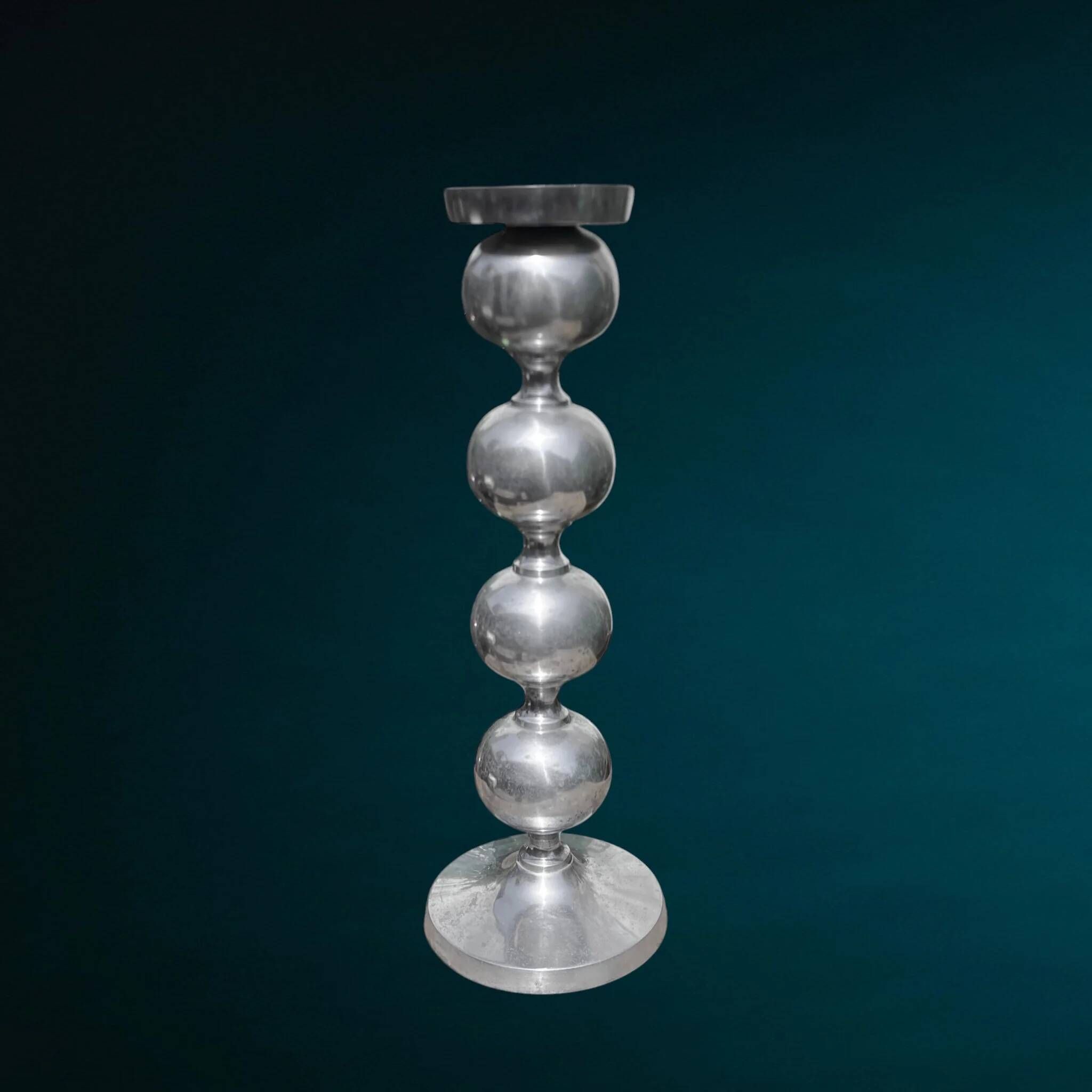 Space Age candlestick in cast aluminium with stacked balls – 1970s