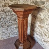 Piédestal ancien en bois – Colonne de monastère, France vers 1900