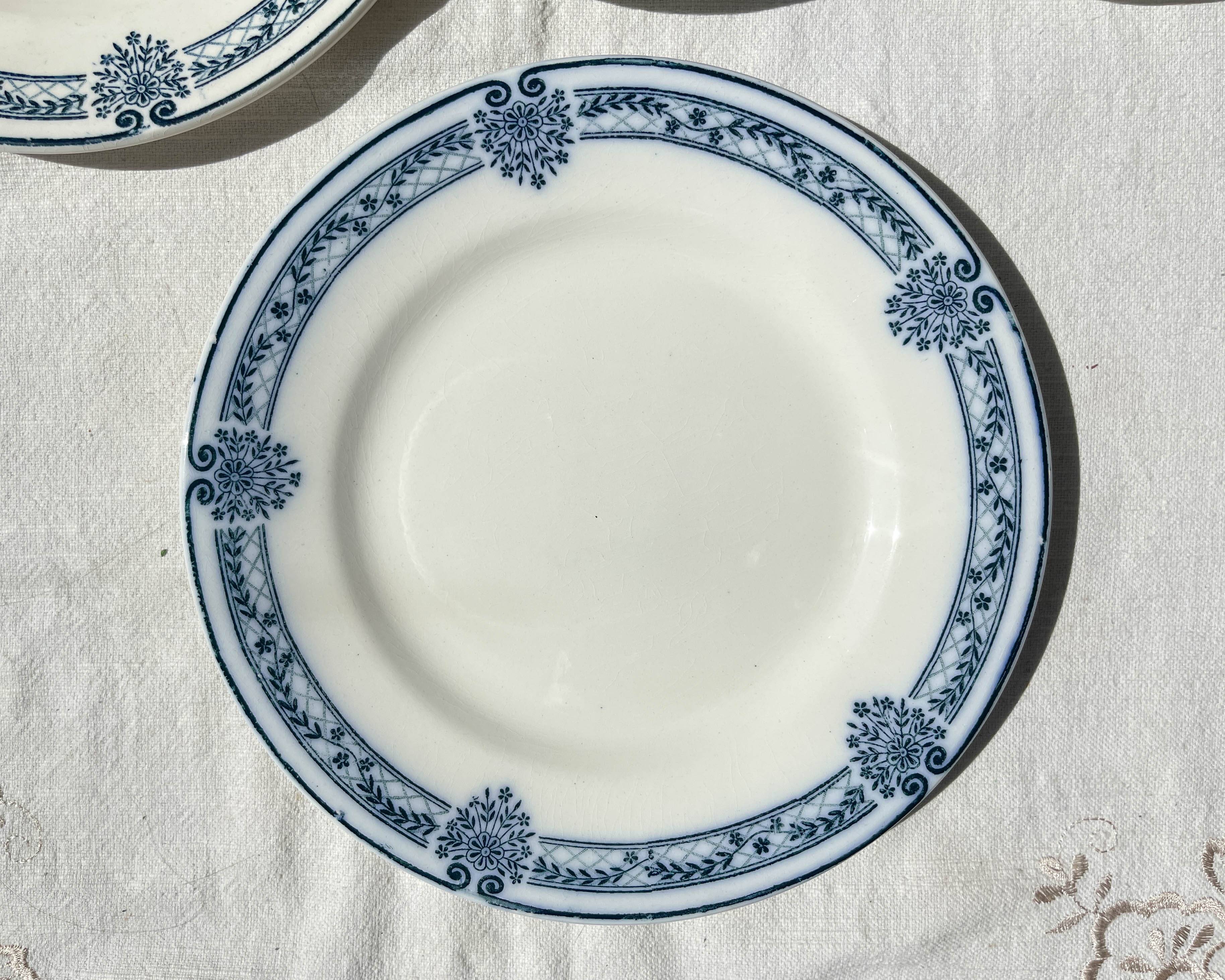 6 Small Plates Blue Iron Earth Salins Arbois Ennege model