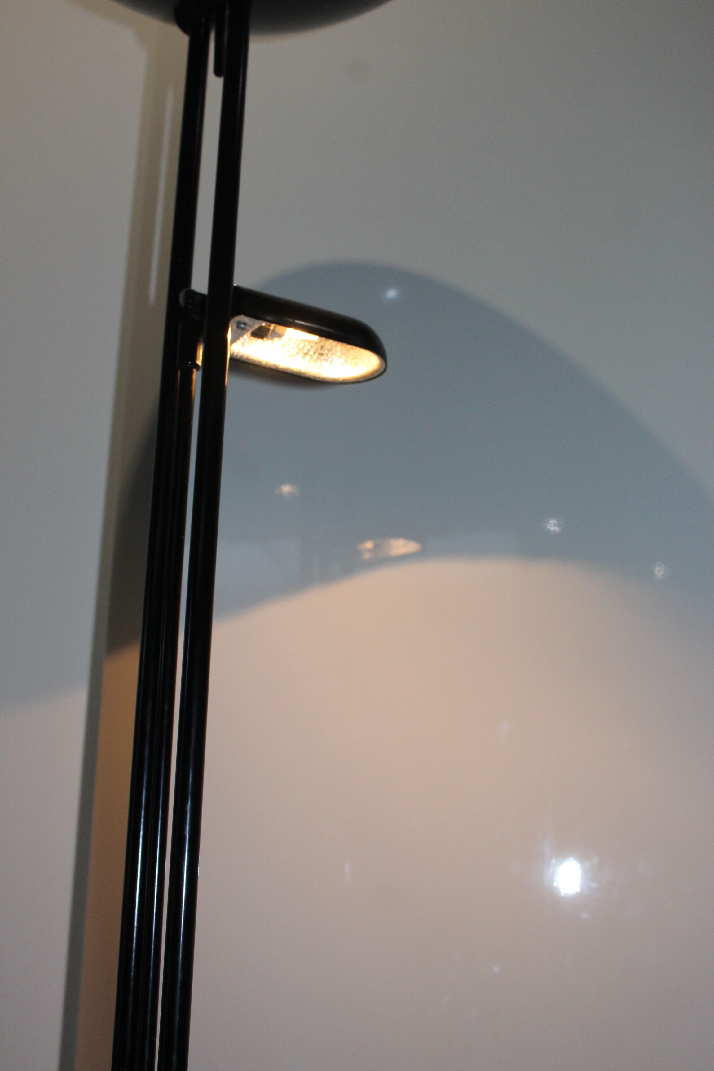 Floor lamp design 1980 design italy relux