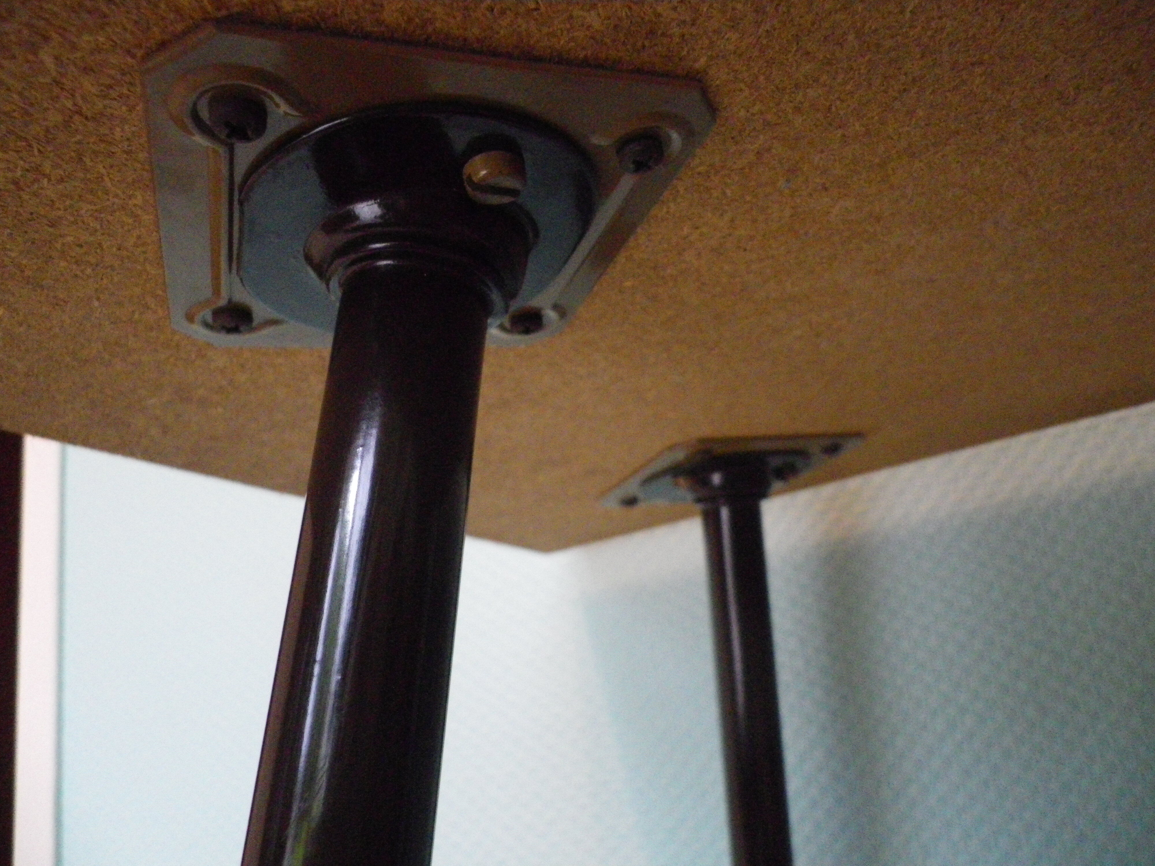 Formica TV cabinet, 2 trays, on atypical curved casters - 1960s