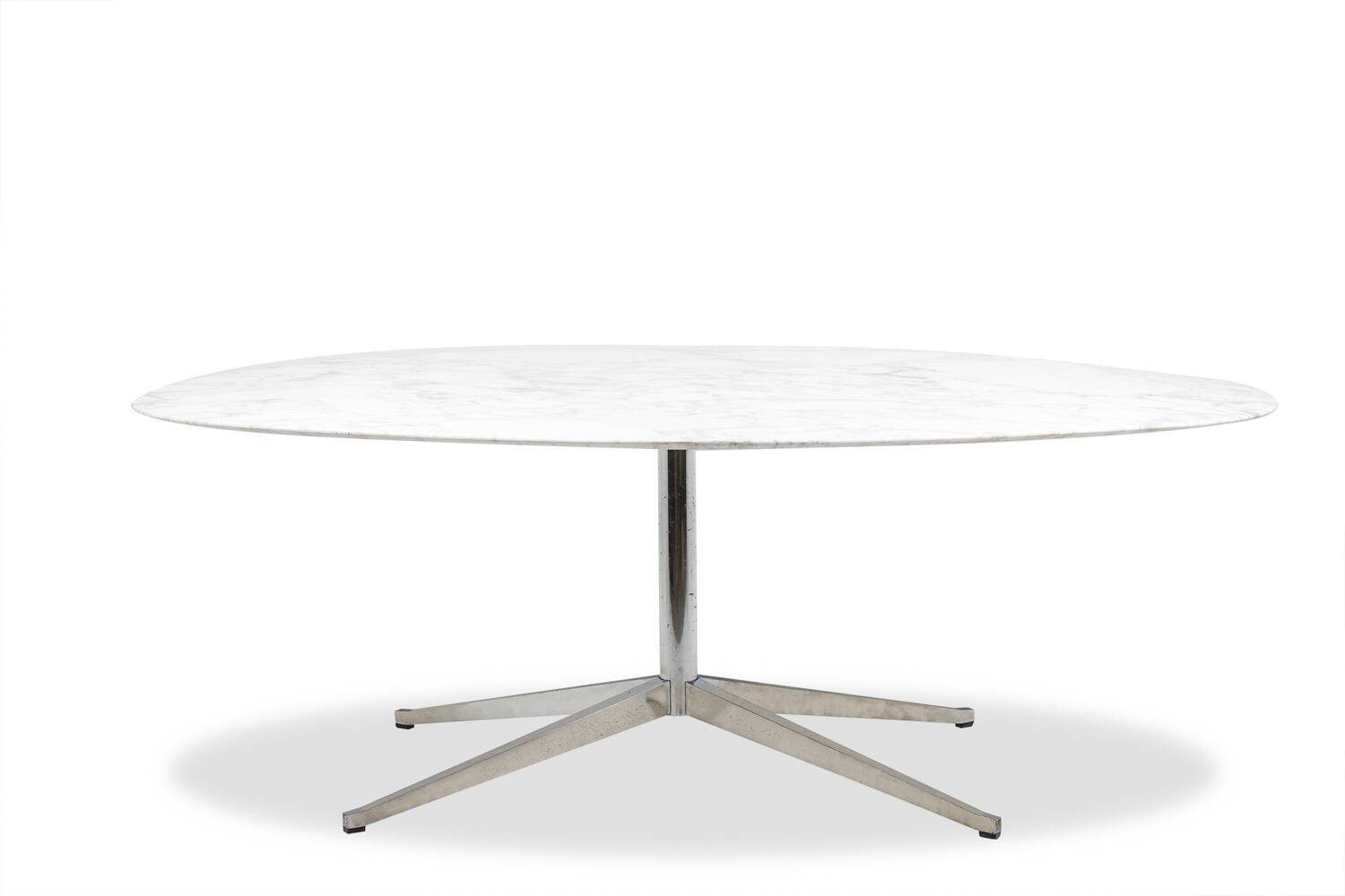 Florence Knoll for Knoll. Marble and chrome-plated metal table. 1970s. LS54931408H