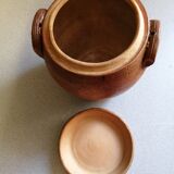 Terracotta pot with lid