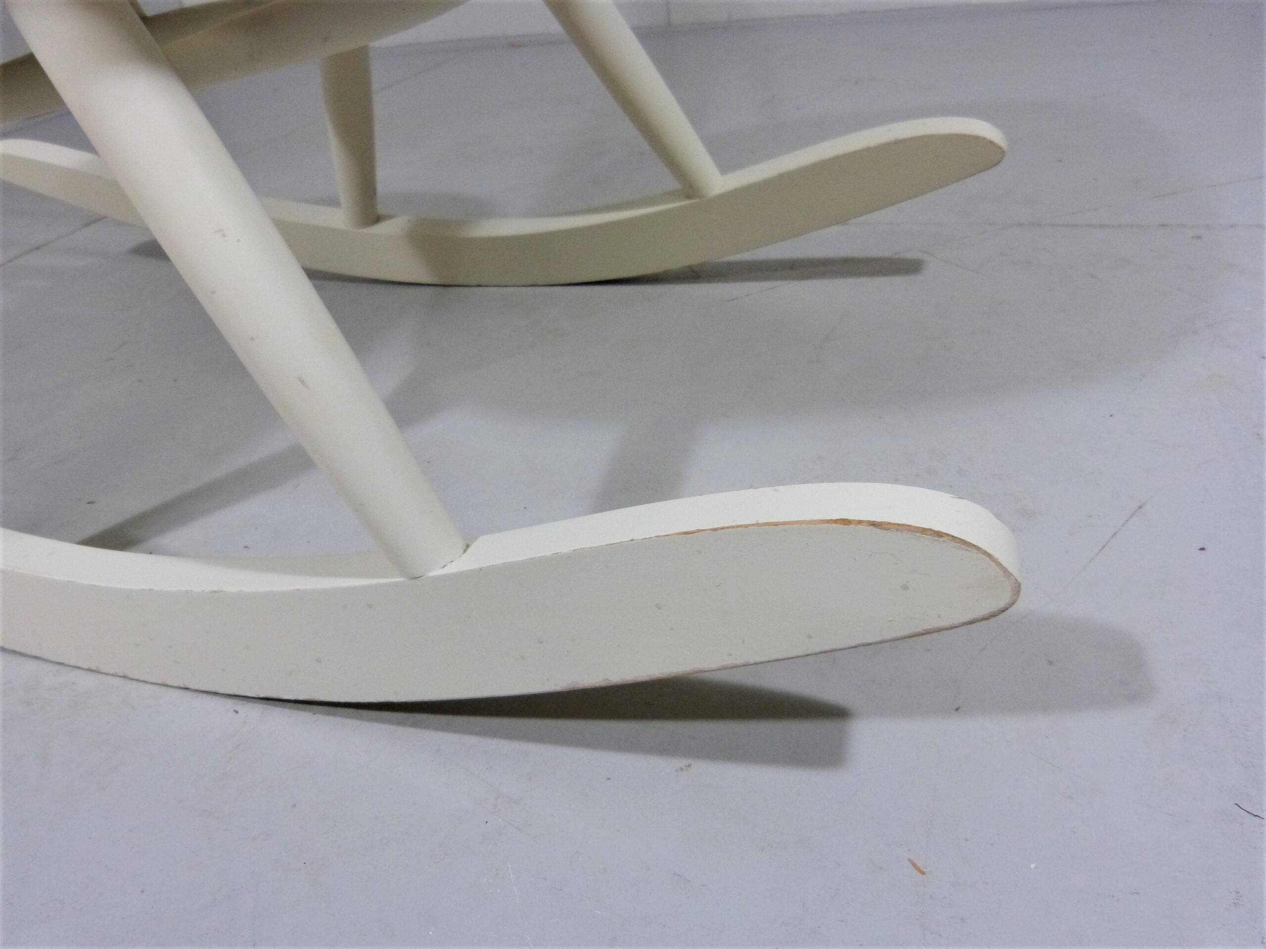 Rocking chair Mademoiselle by Tapiovaara, 1950-60’s
