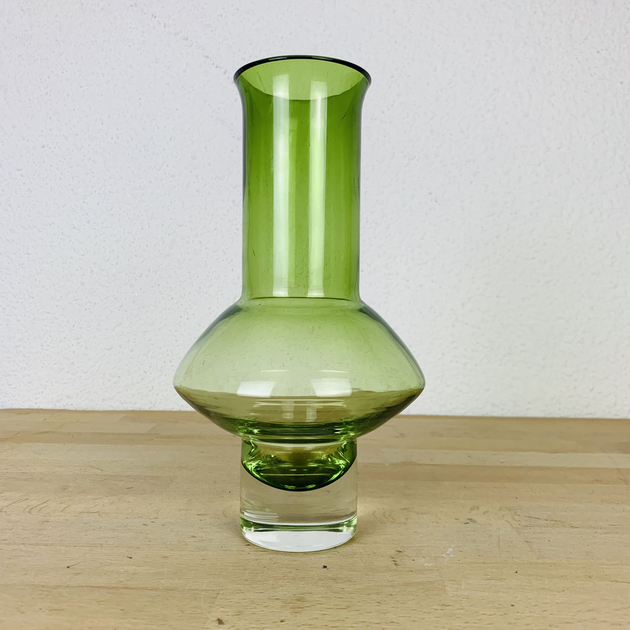 Vase scandinave verre Riihimaki vert