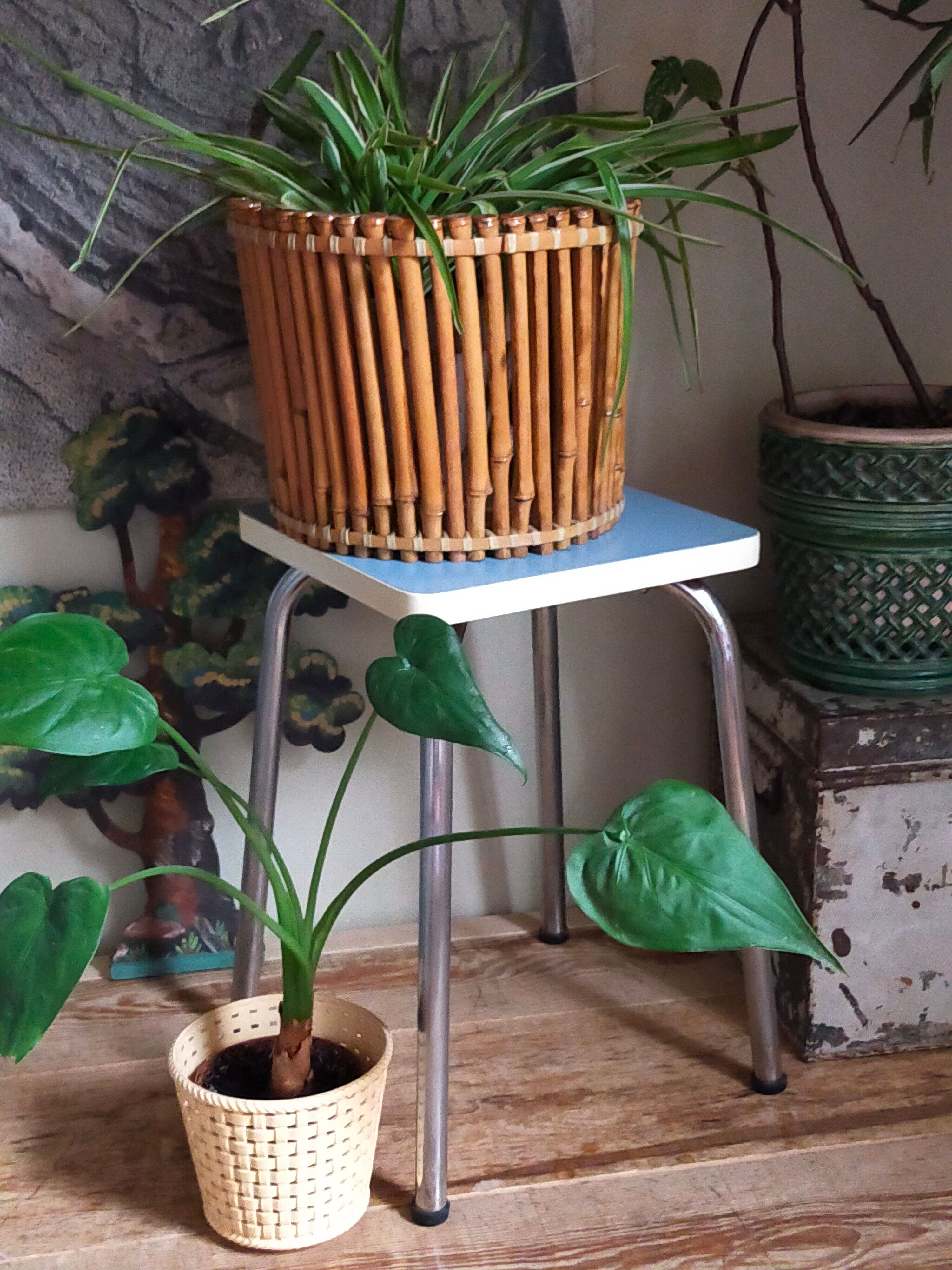 Pot cover basket Art-popular bamboo and scoubidou 50s